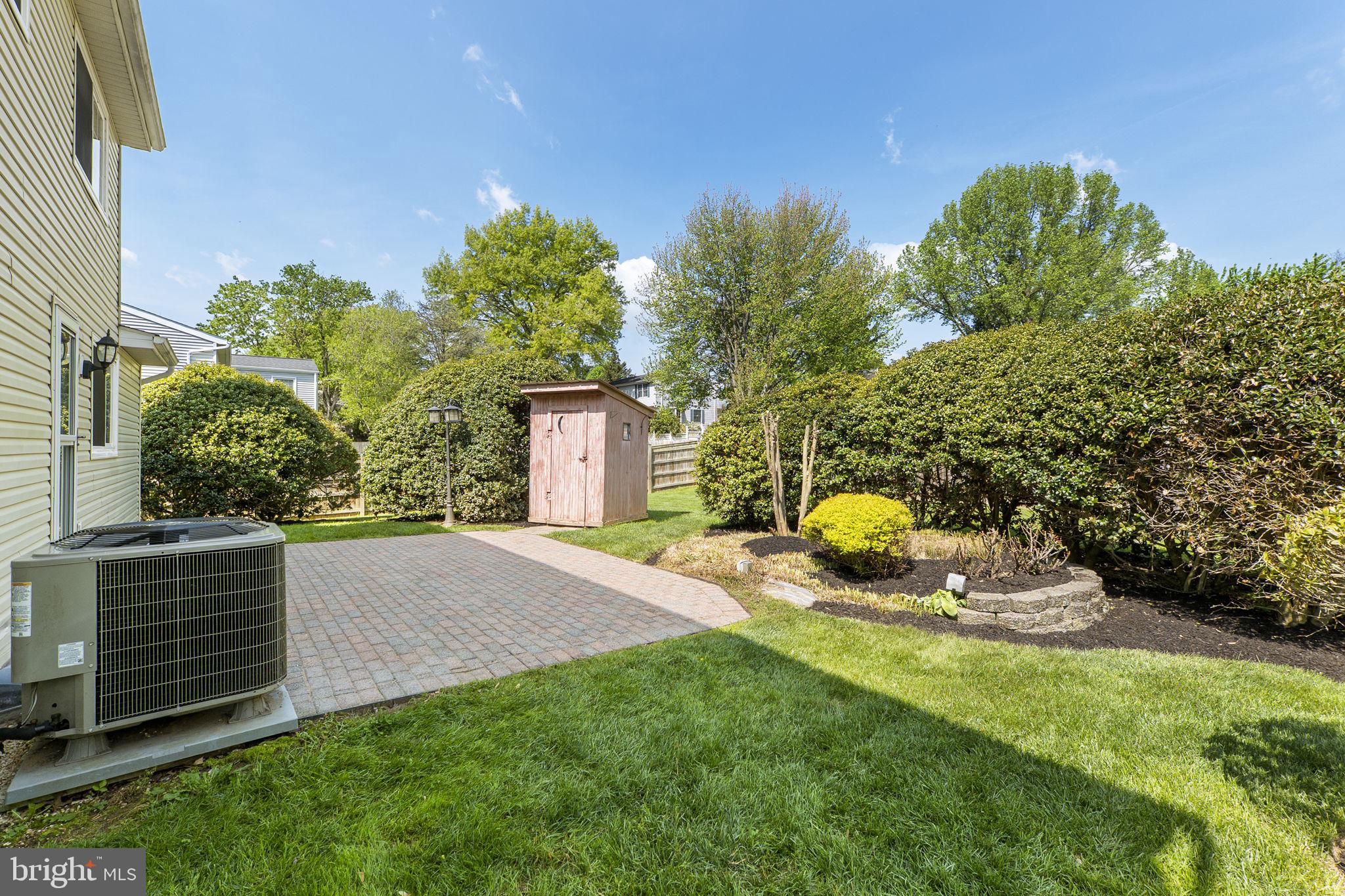 GLADE MANOR - Residential