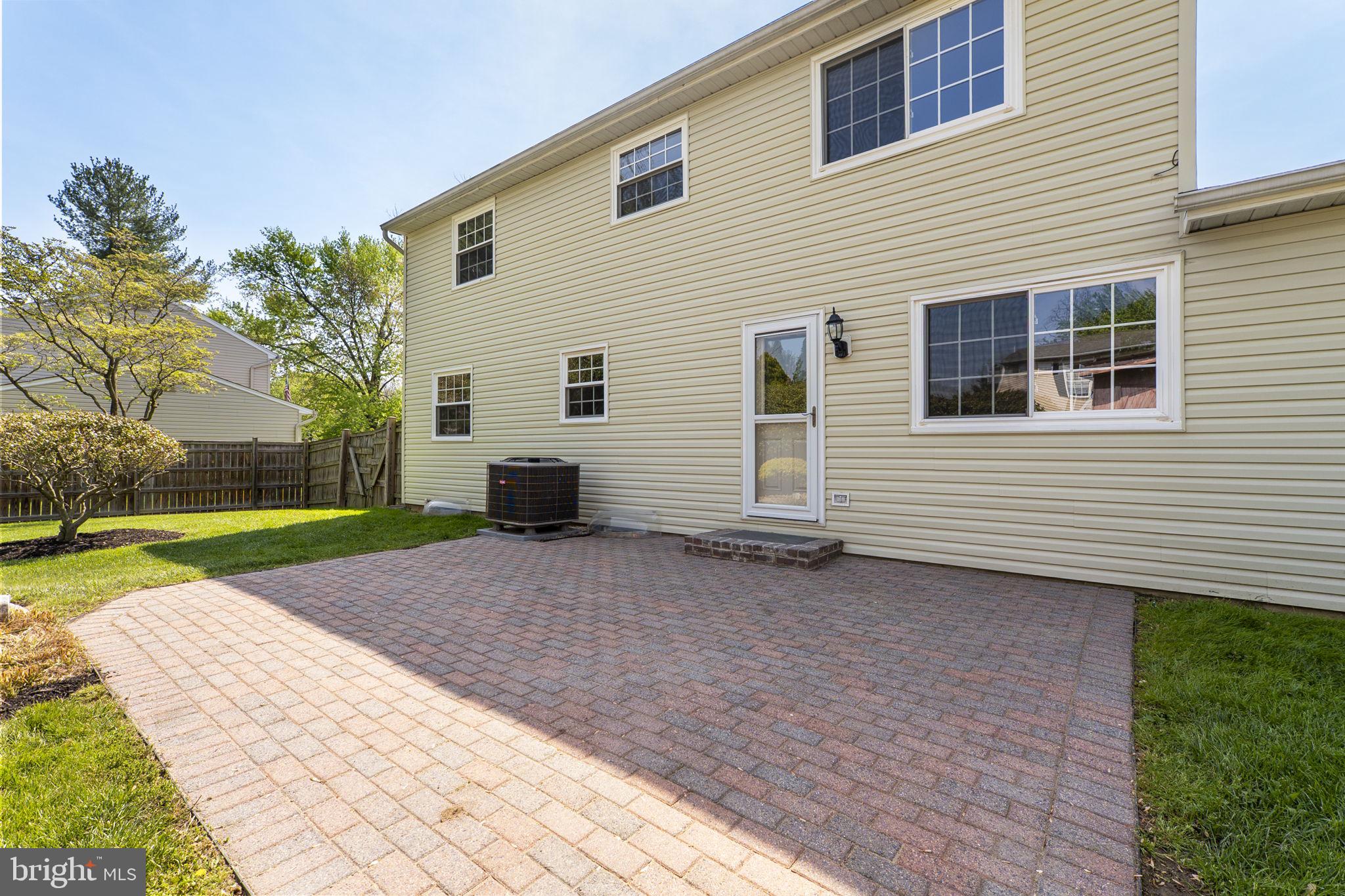 GLADE MANOR - Residential