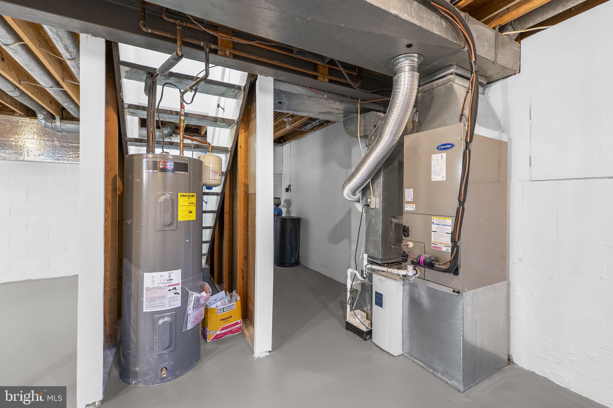 GLADE MANOR - Residential