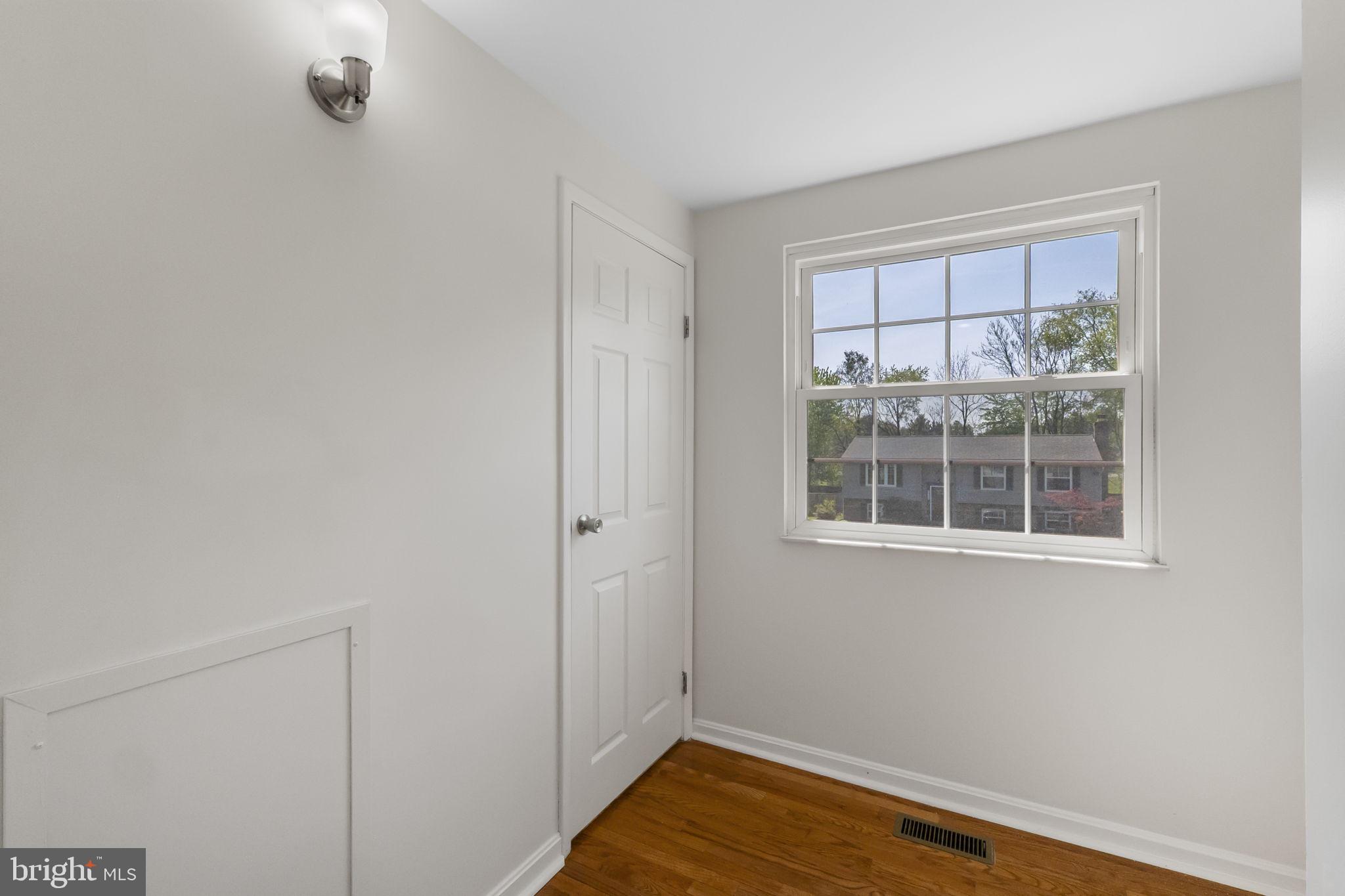 GLADE MANOR - Residential