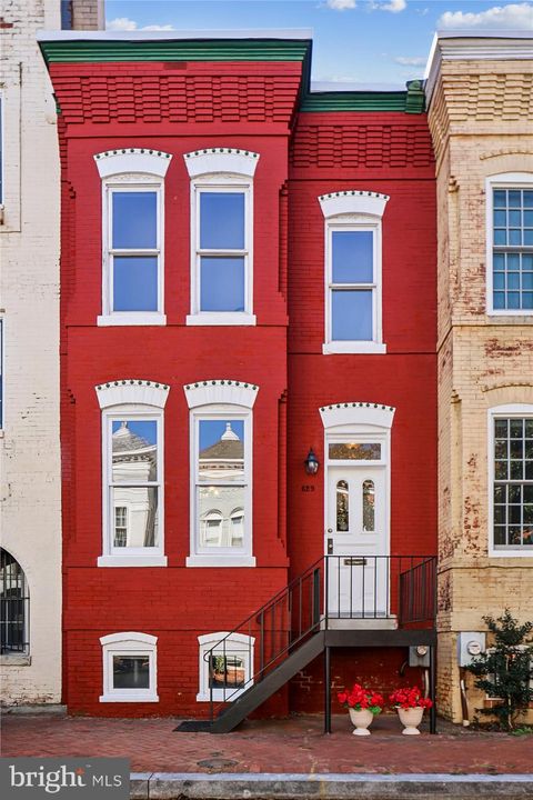629 ACKER PLACE NE WASHINGTON DC 20002