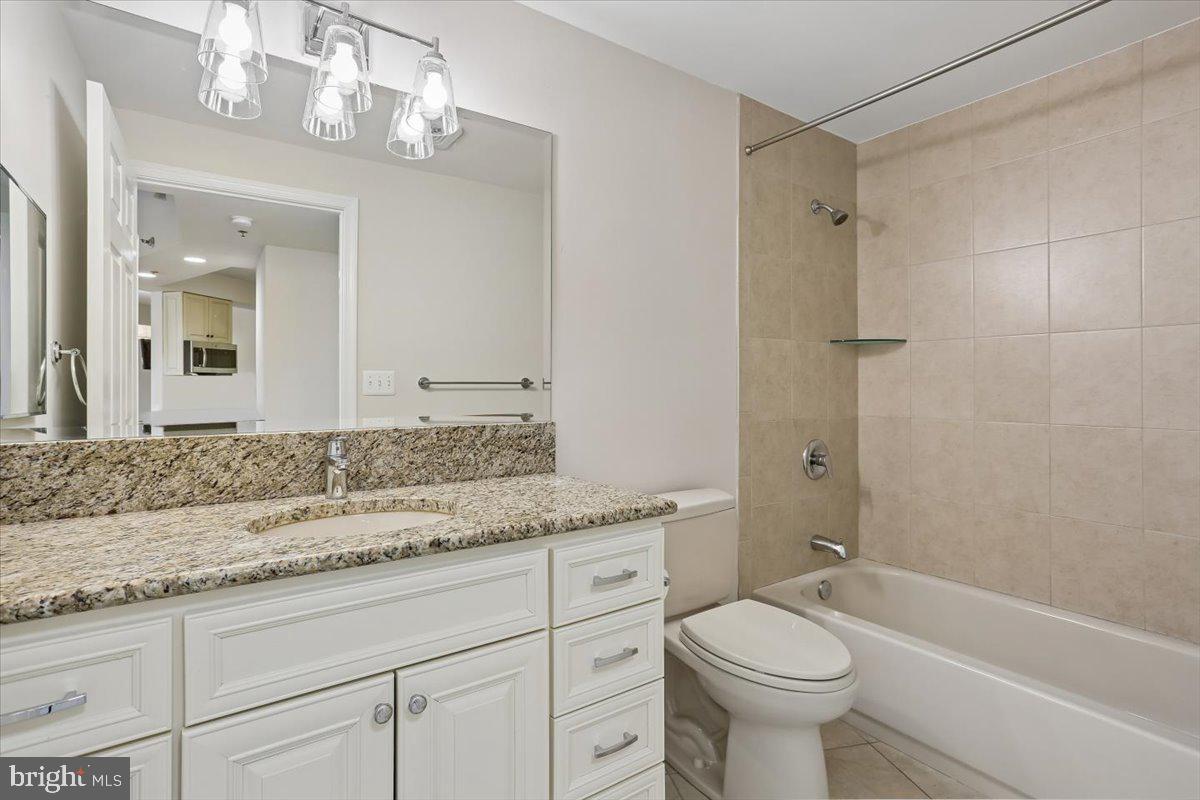 LEISURE WORLD - Residential