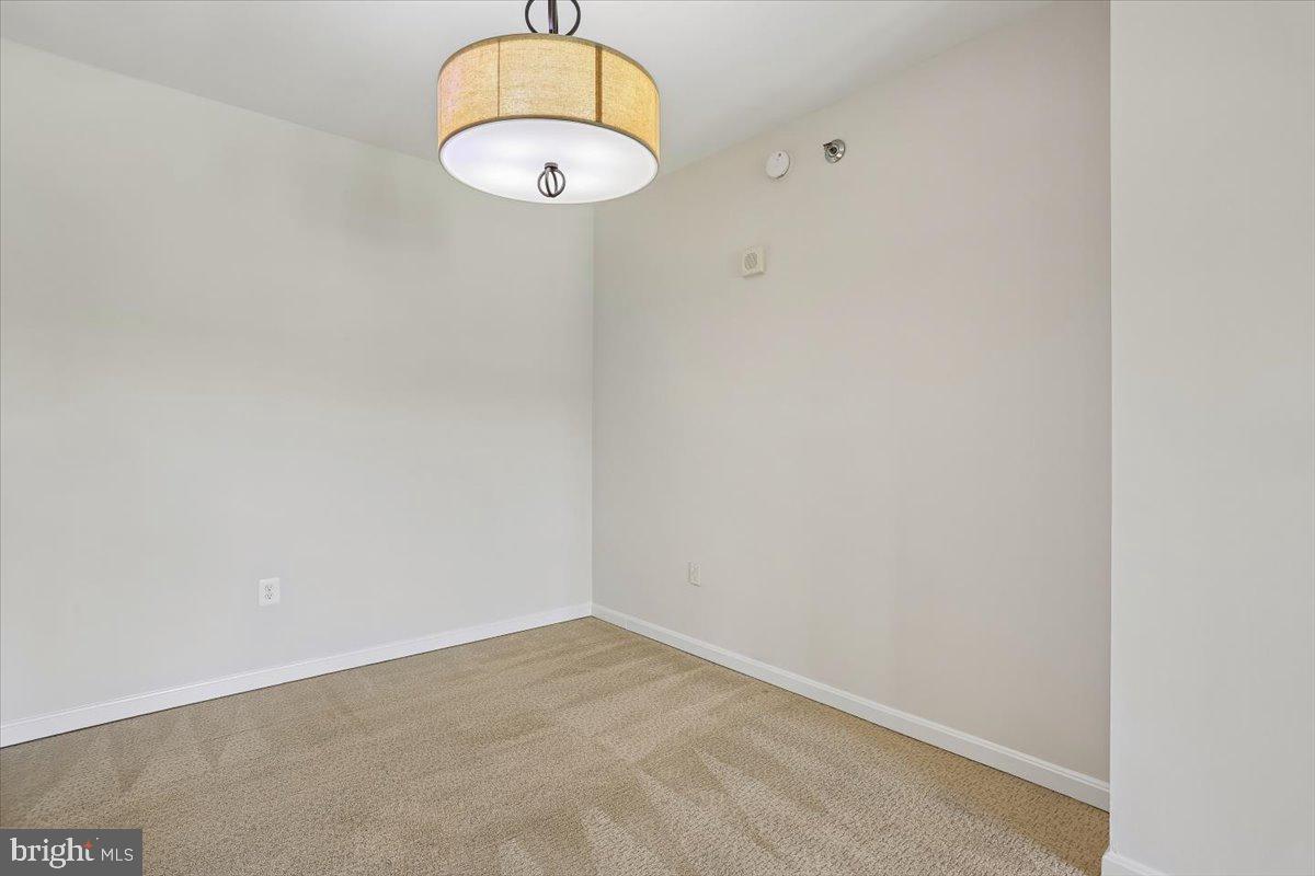 LEISURE WORLD - Residential