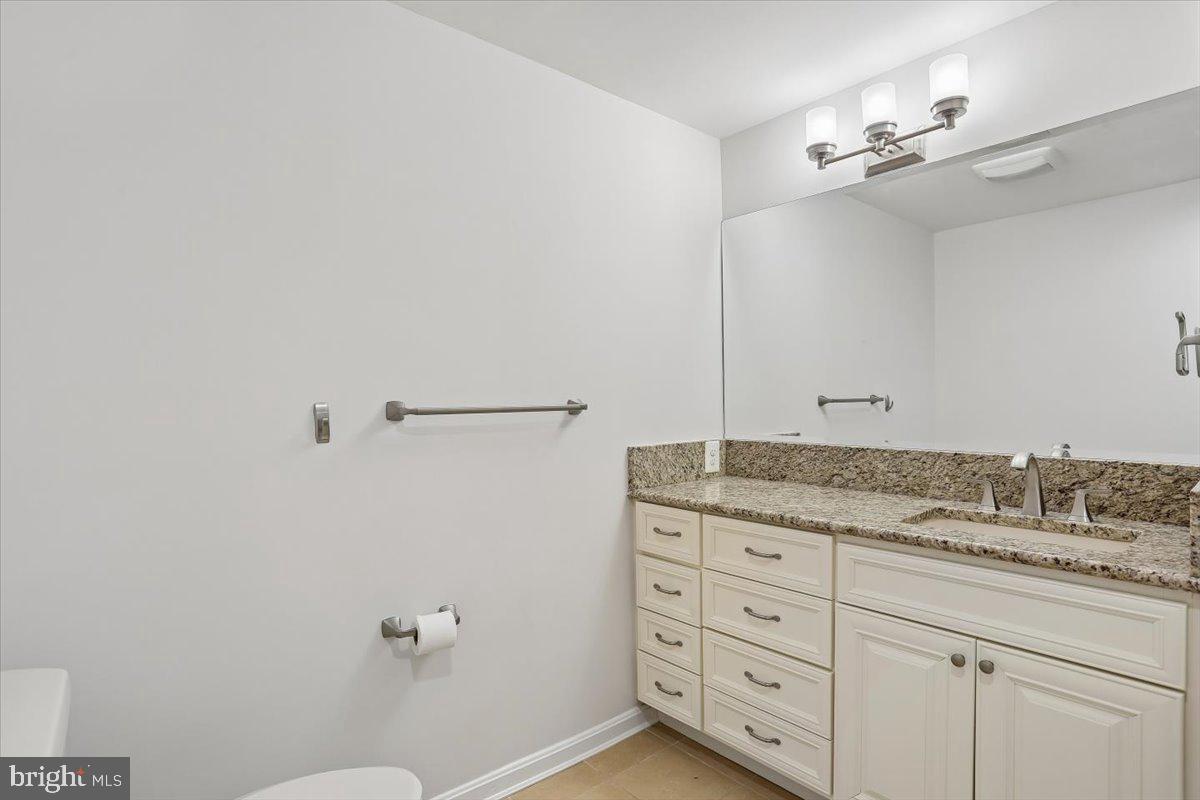 LEISURE WORLD - Residential