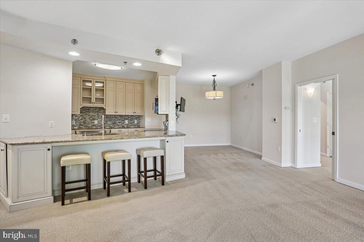 LEISURE WORLD - Residential