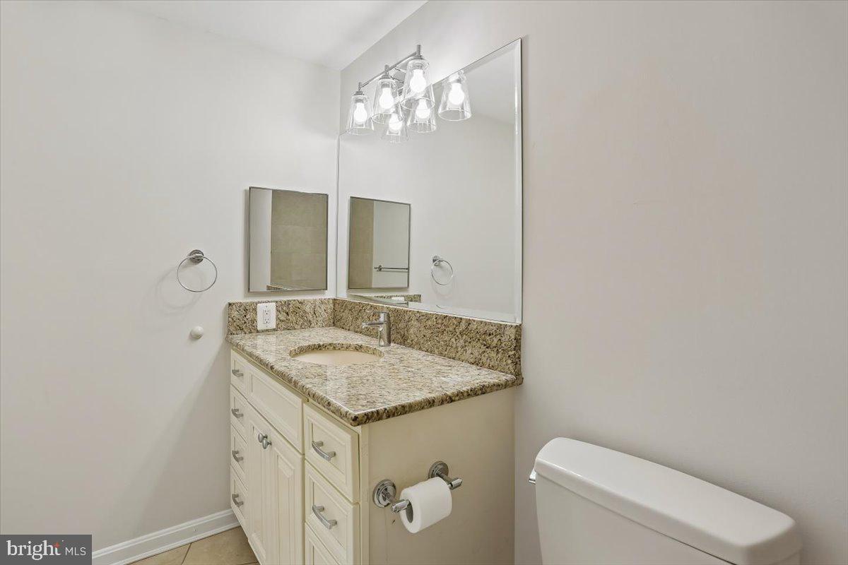 LEISURE WORLD - Residential