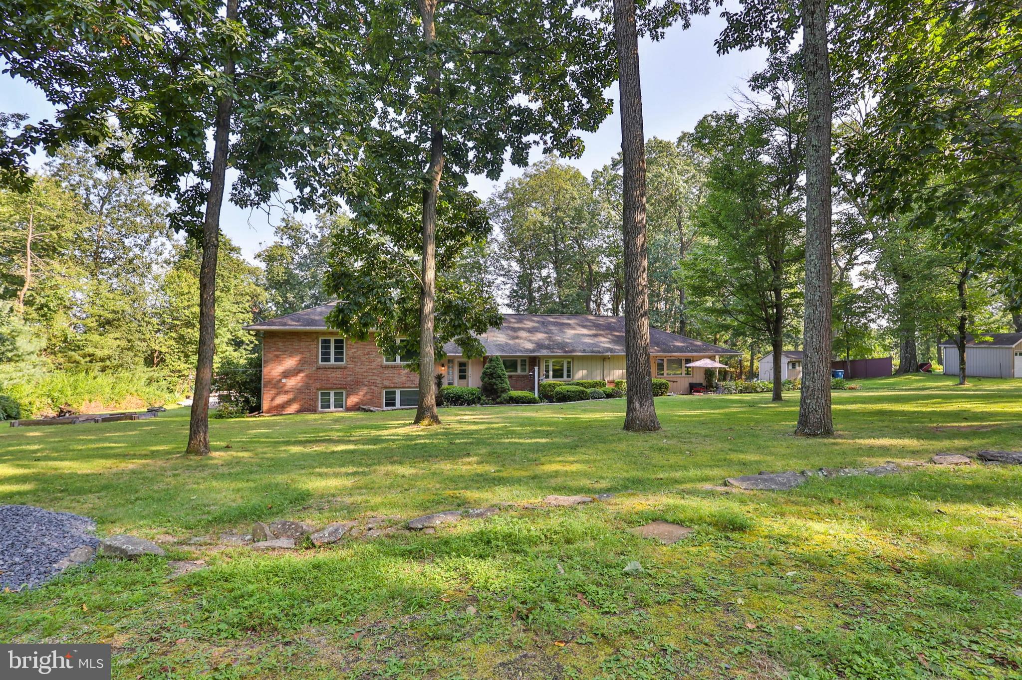 1323 N RIDGE ROAD