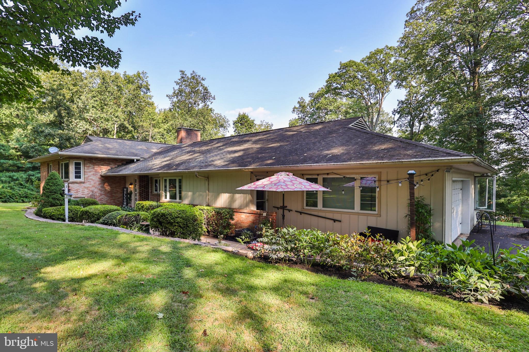 1323 N RIDGE ROAD