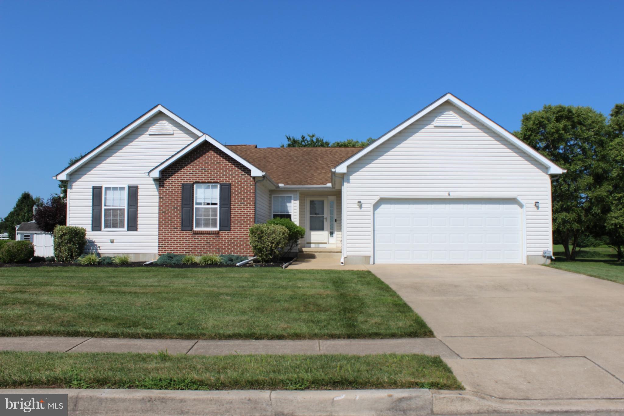 446 W HARVEST LANE