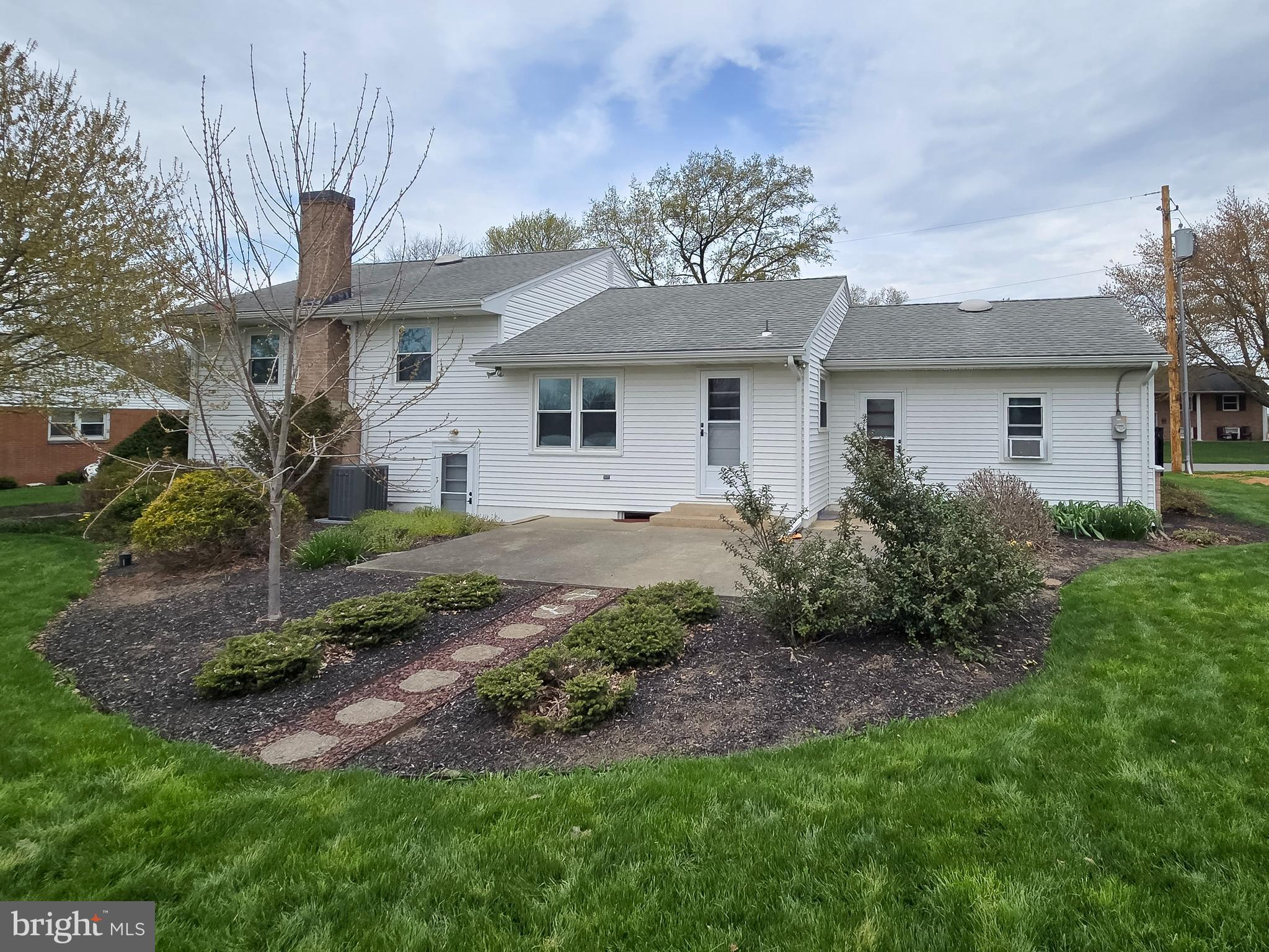 EAST HEMPFIELD TWP - Residential