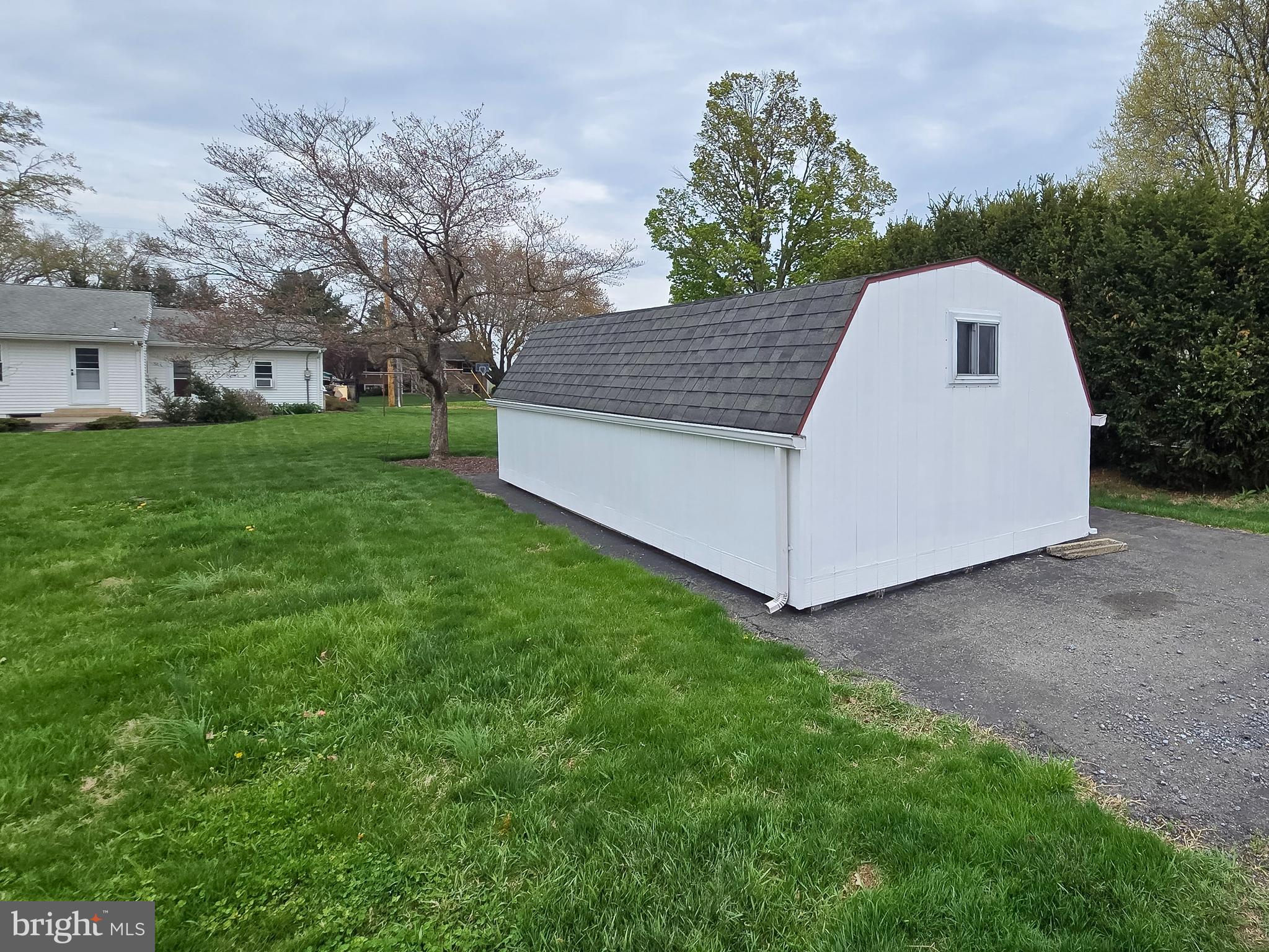 EAST HEMPFIELD TWP - Residential