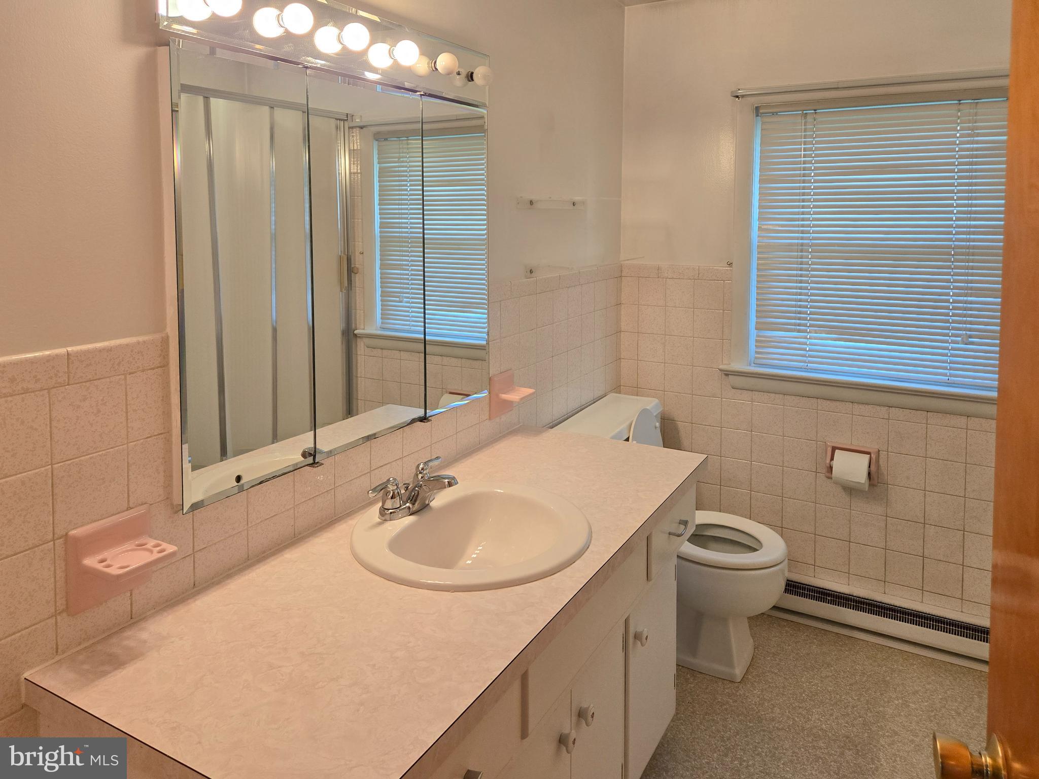 EAST HEMPFIELD TWP - Residential