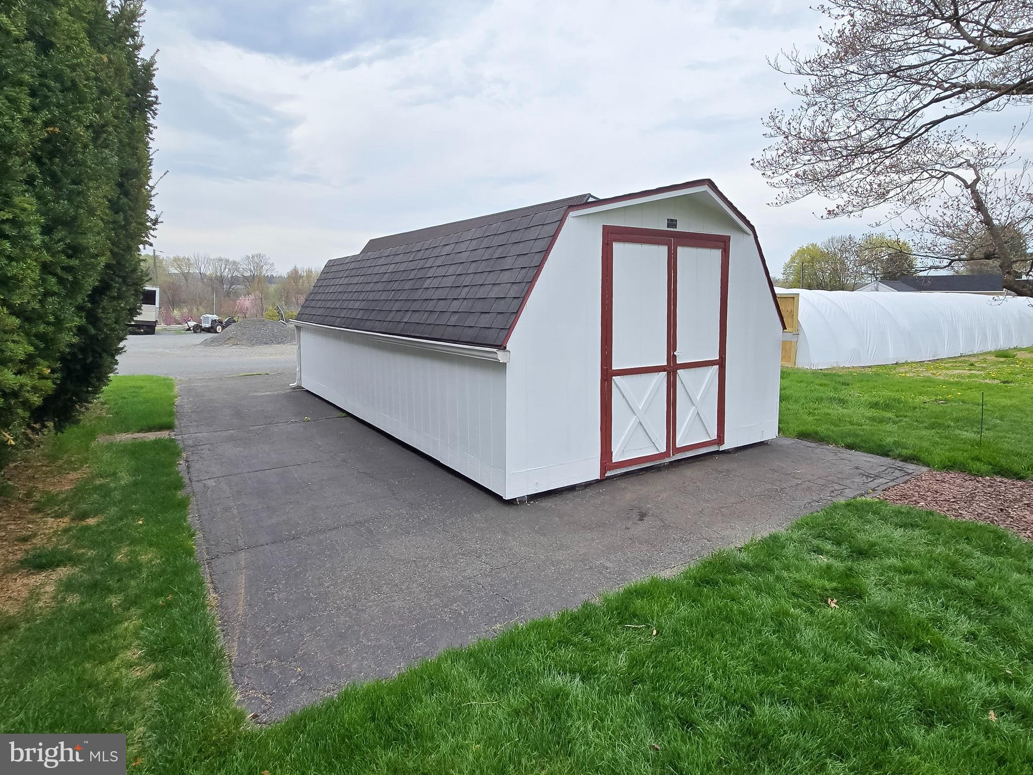 EAST HEMPFIELD TWP - Residential