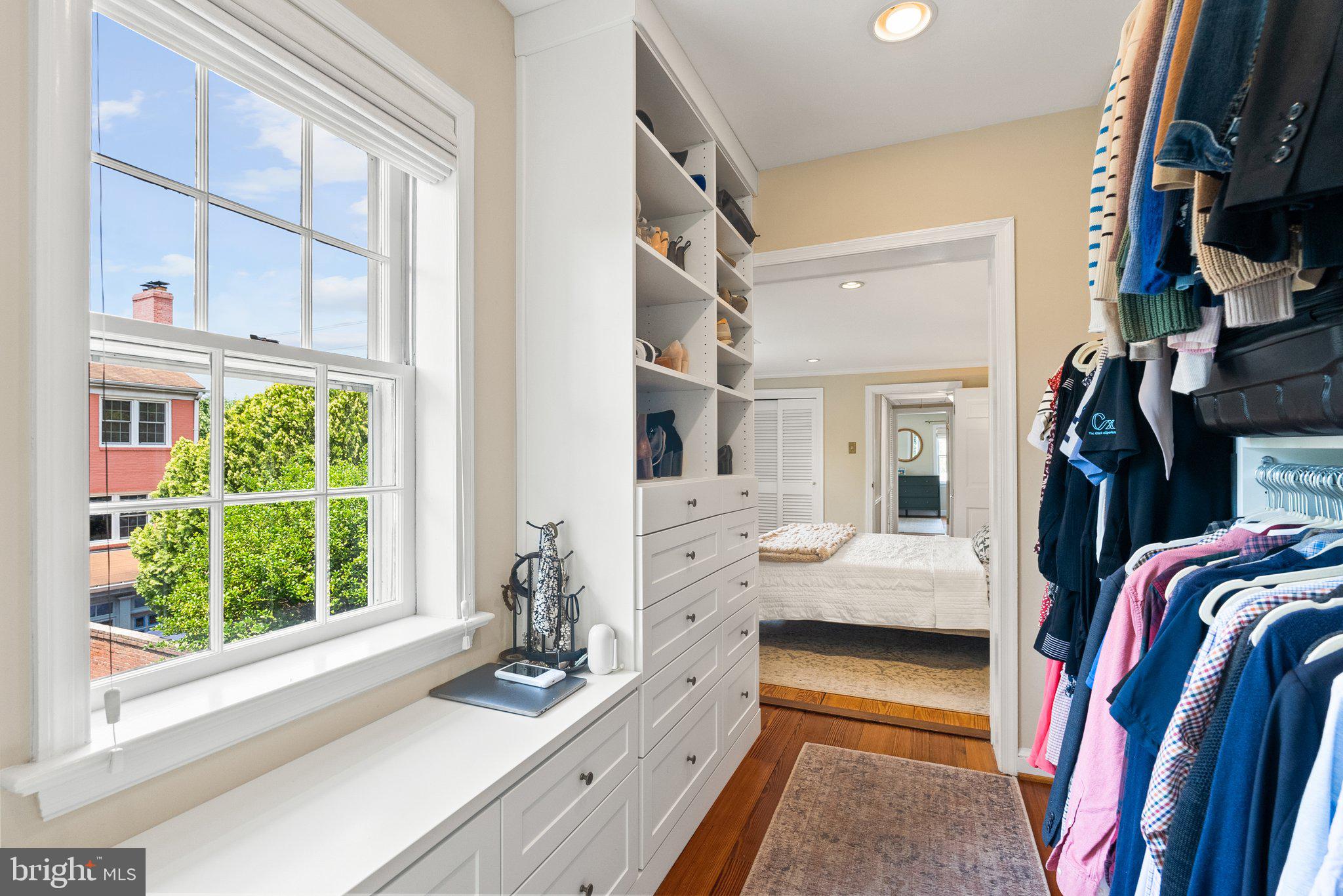 THOMAS SHELTON ESTATE - Residential