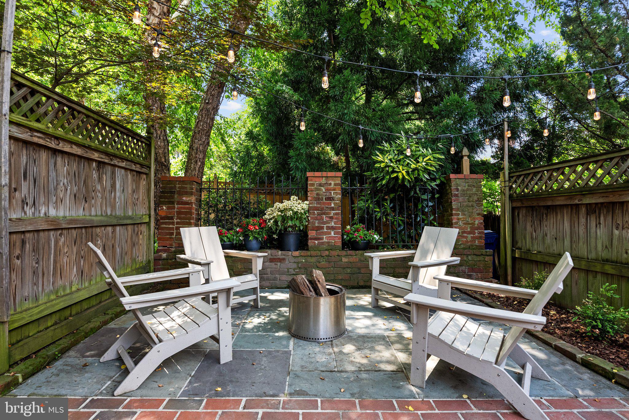 THOMAS SHELTON ESTATE - Residential