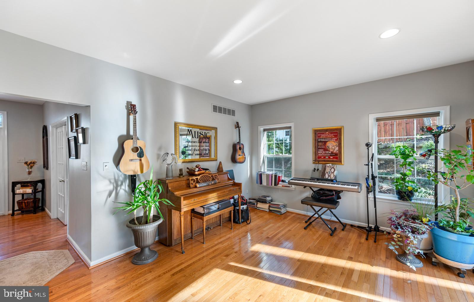 STRAFFORD VILLAGE - Residential