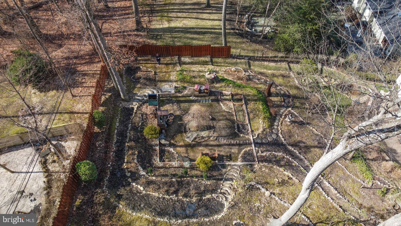 STRAFFORD VILLAGE - Residential