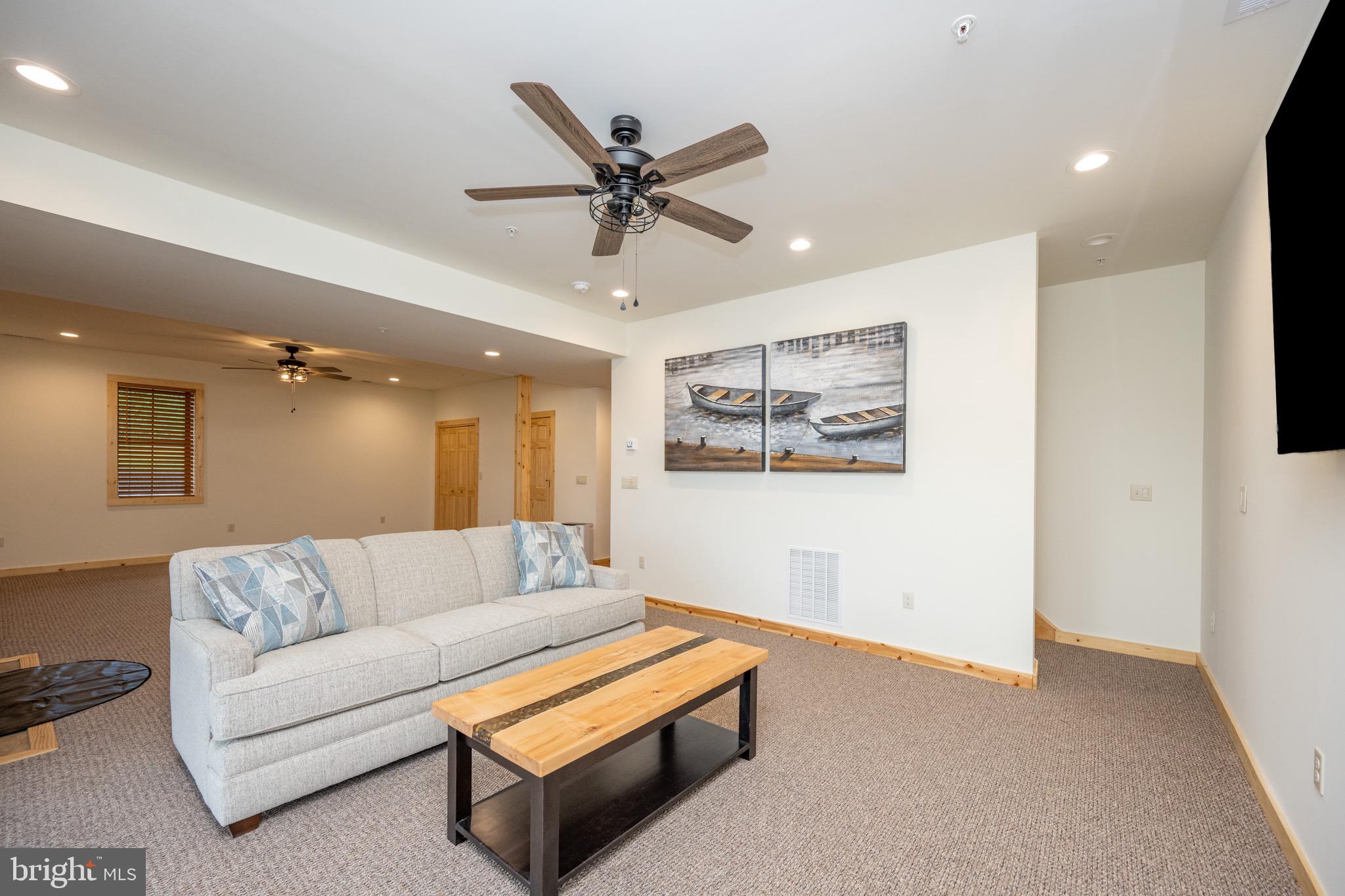 NORTH CAMP - Residential