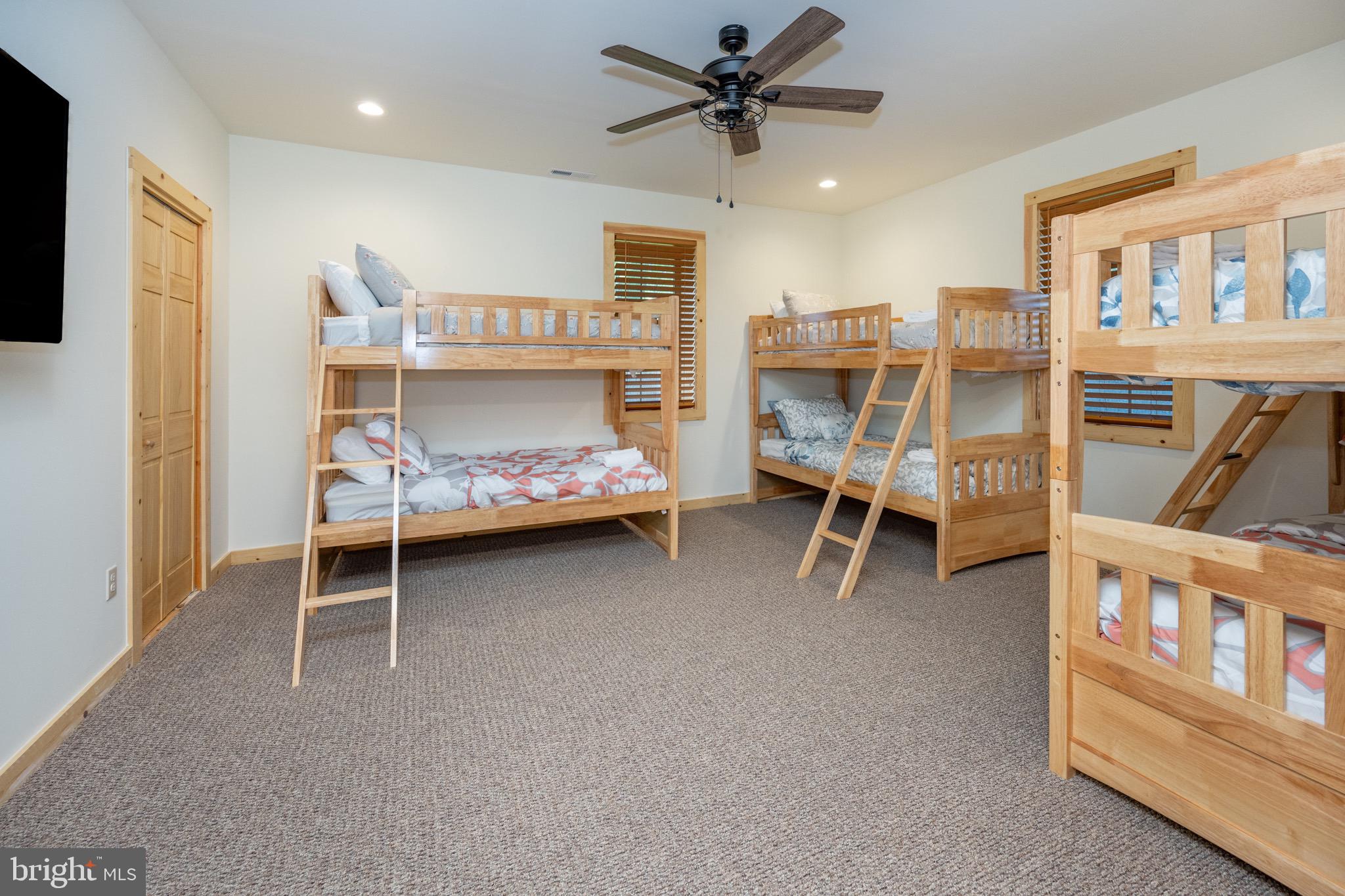 NORTH CAMP - Residential