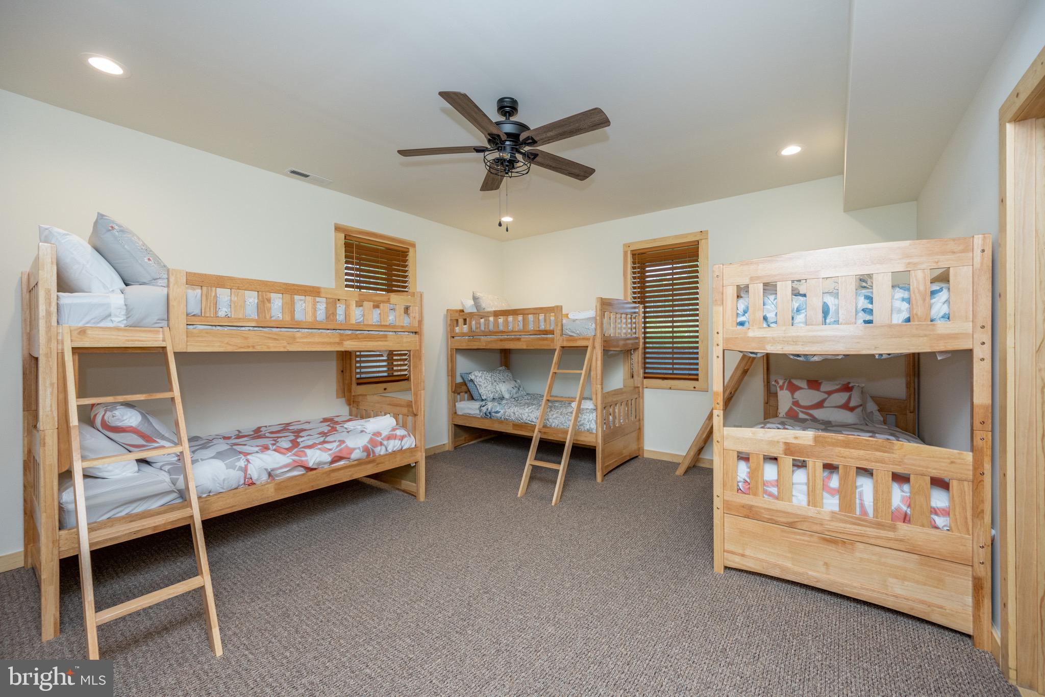 NORTH CAMP - Residential