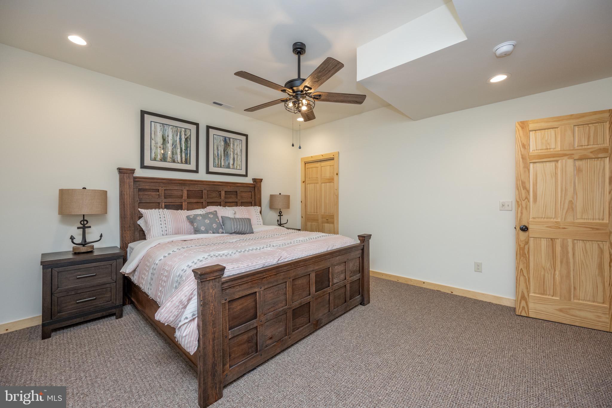 NORTH CAMP - Residential