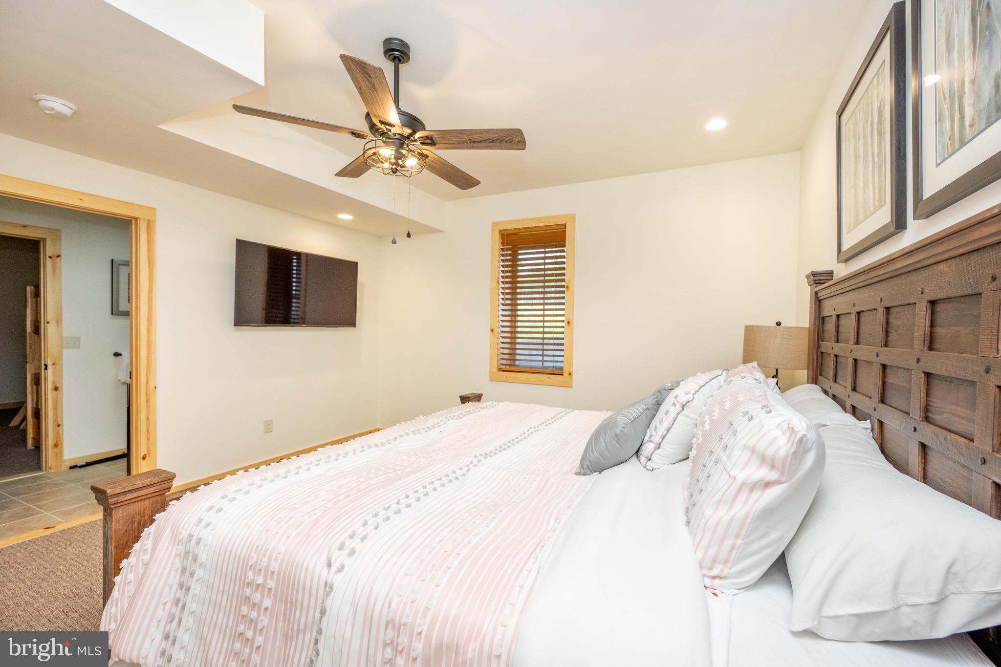 NORTH CAMP - Residential