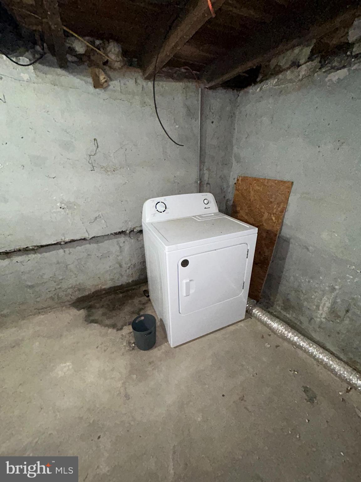 RESIDENTIAL - Residential Lease