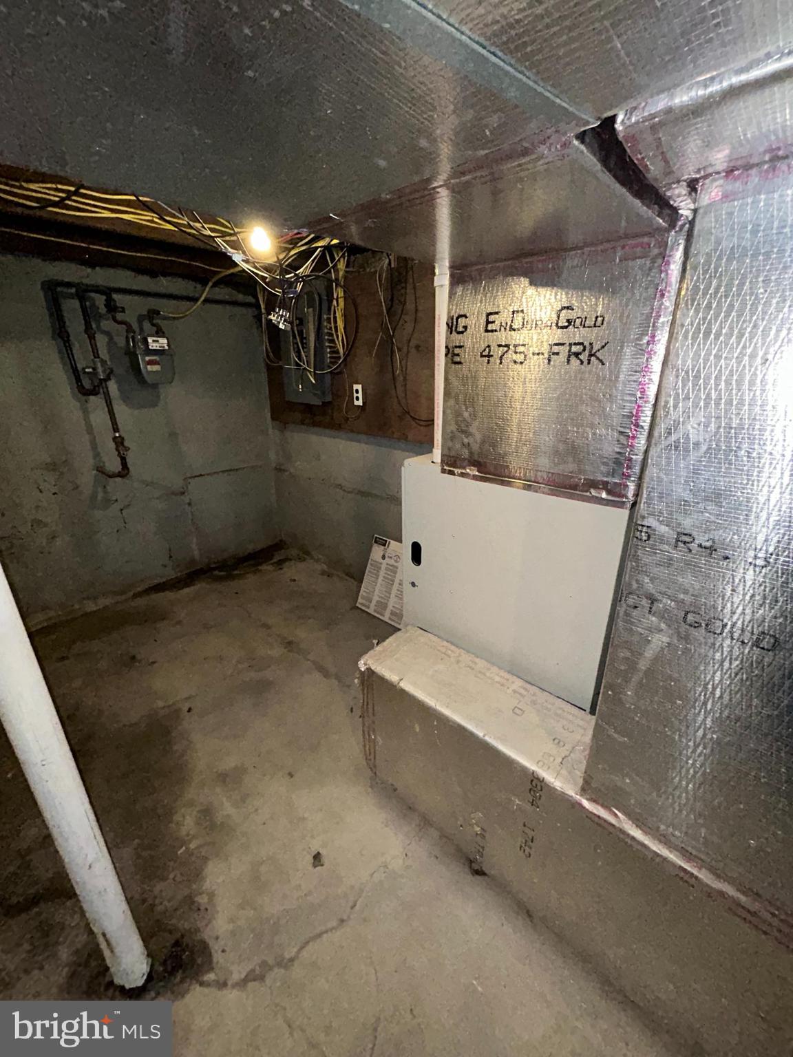 RESIDENTIAL - Residential Lease