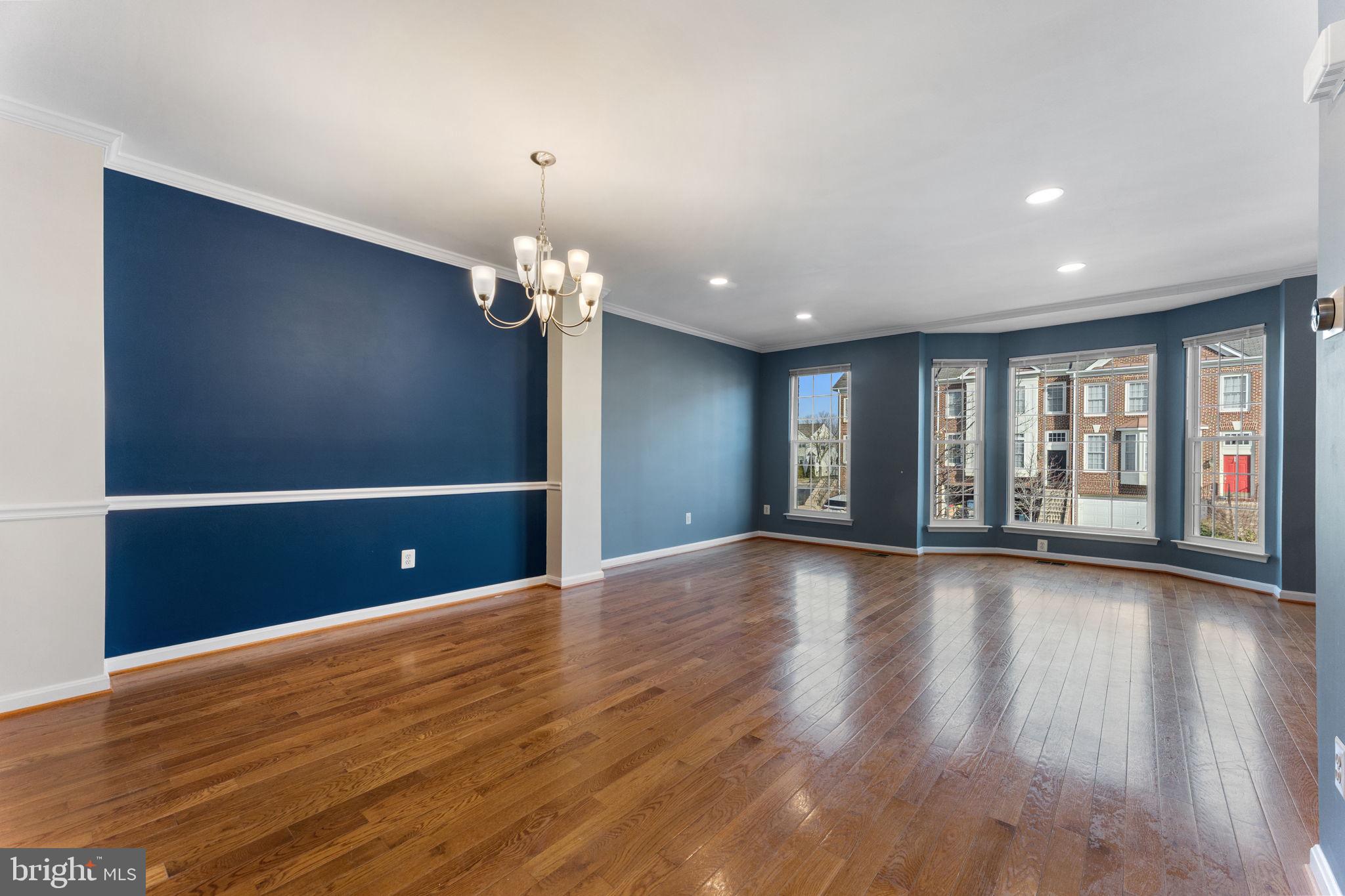 SOUTH RIDING - Residential Lease