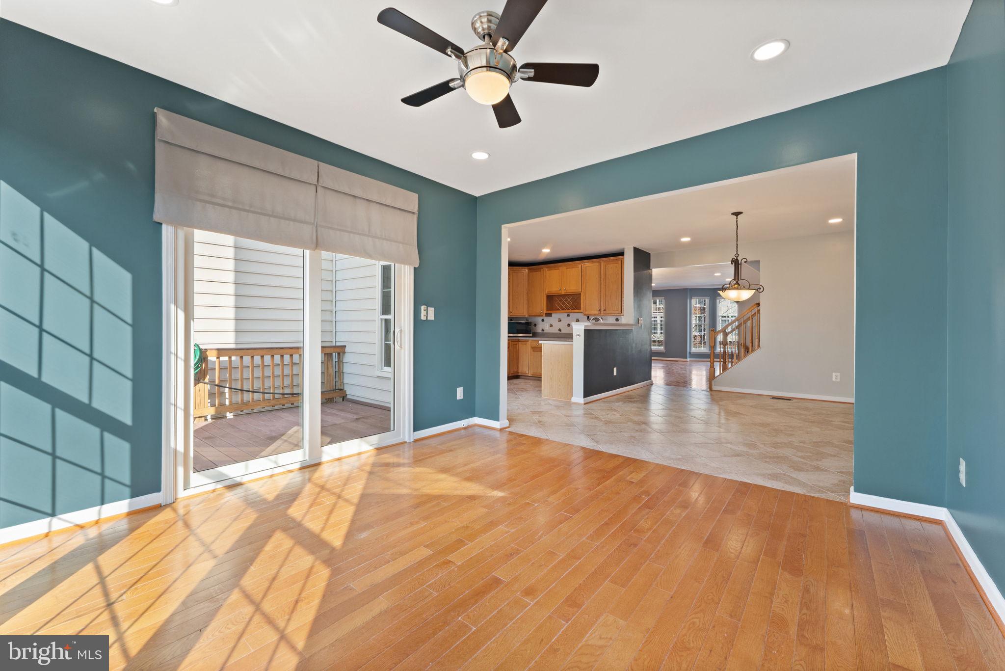 SOUTH RIDING - Residential Lease