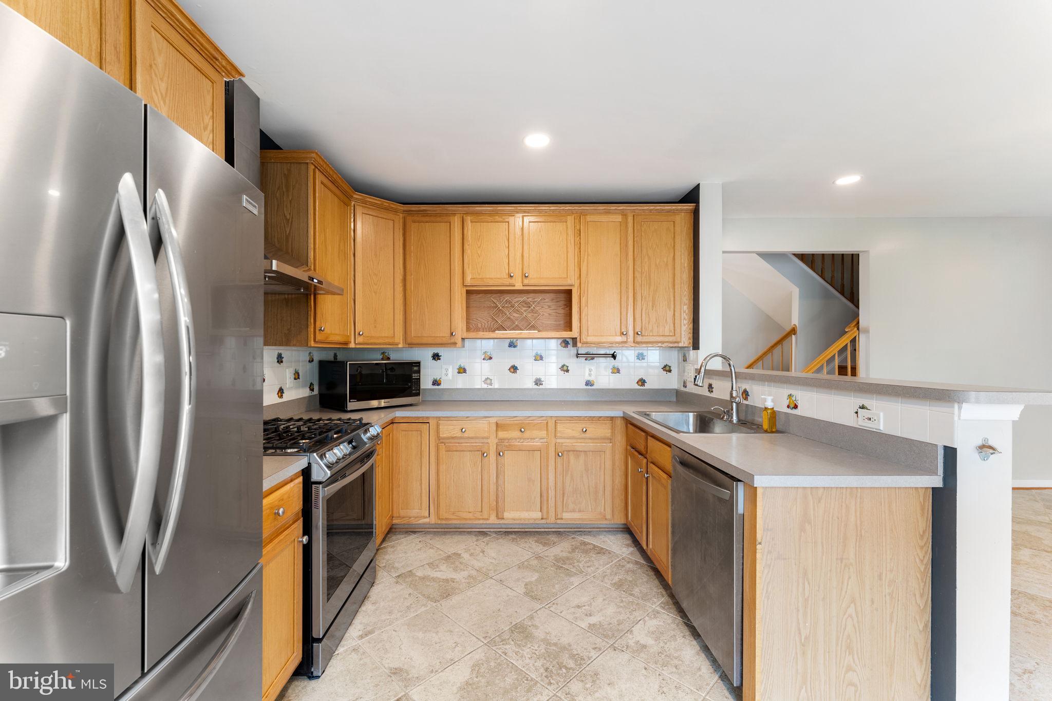 SOUTH RIDING - Residential Lease