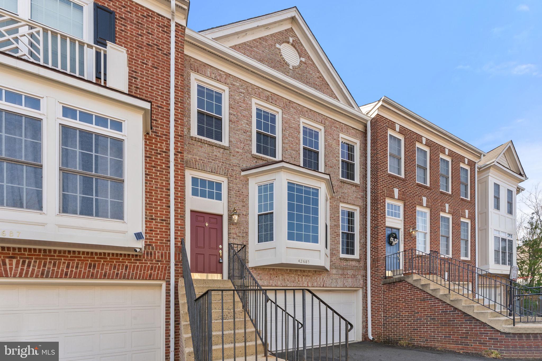 SOUTH RIDING - Residential Lease