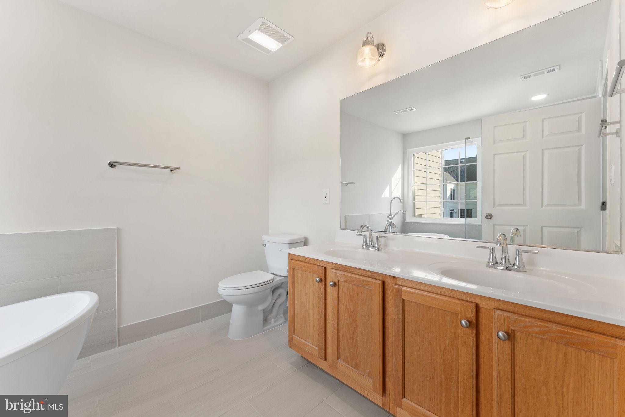 SOUTH RIDING - Residential Lease