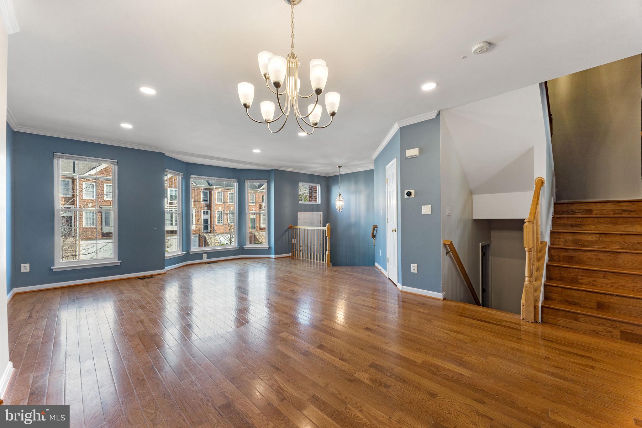 SOUTH RIDING - Residential Lease