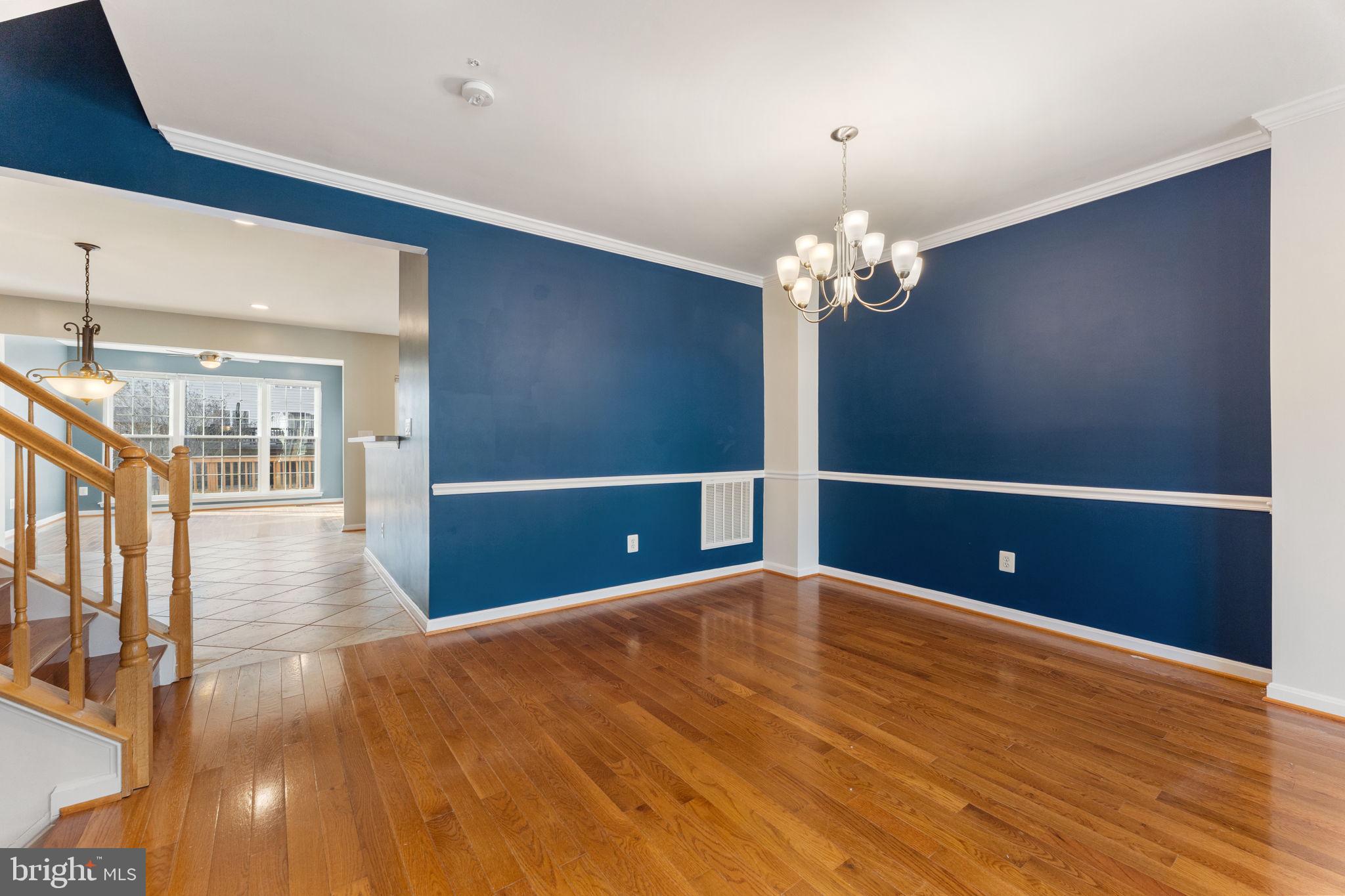 SOUTH RIDING - Residential Lease