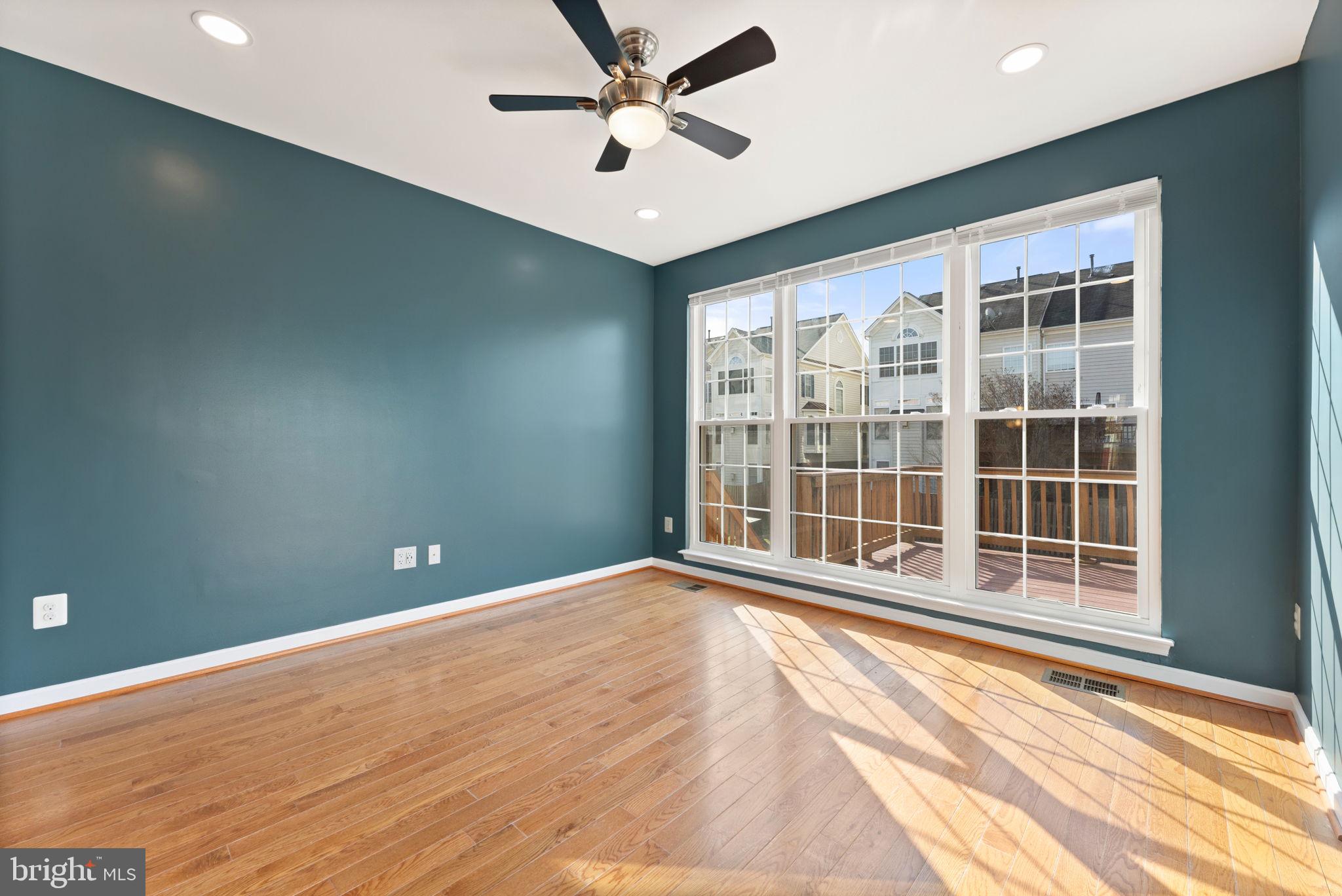 SOUTH RIDING - Residential Lease