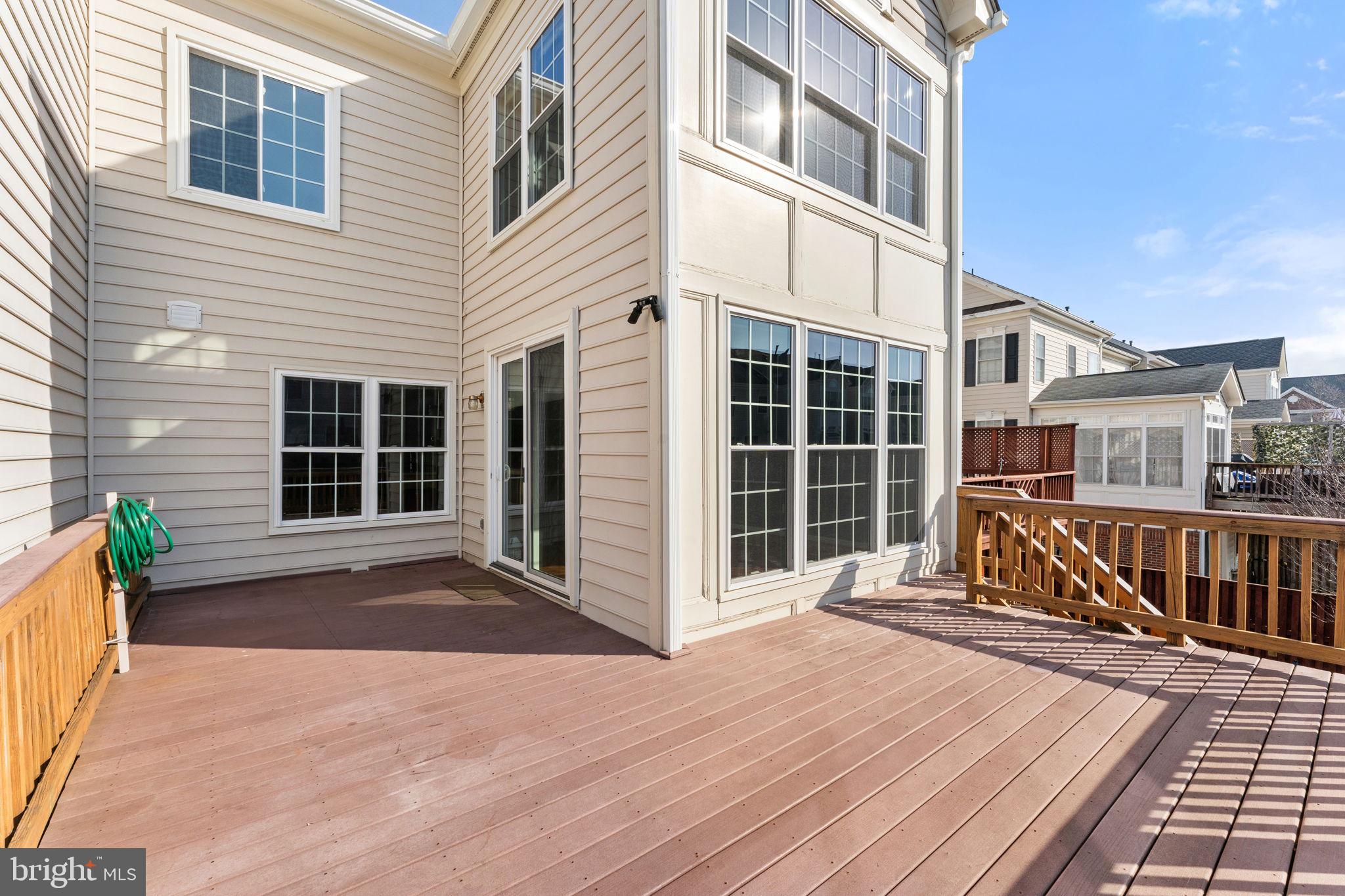 SOUTH RIDING - Residential Lease