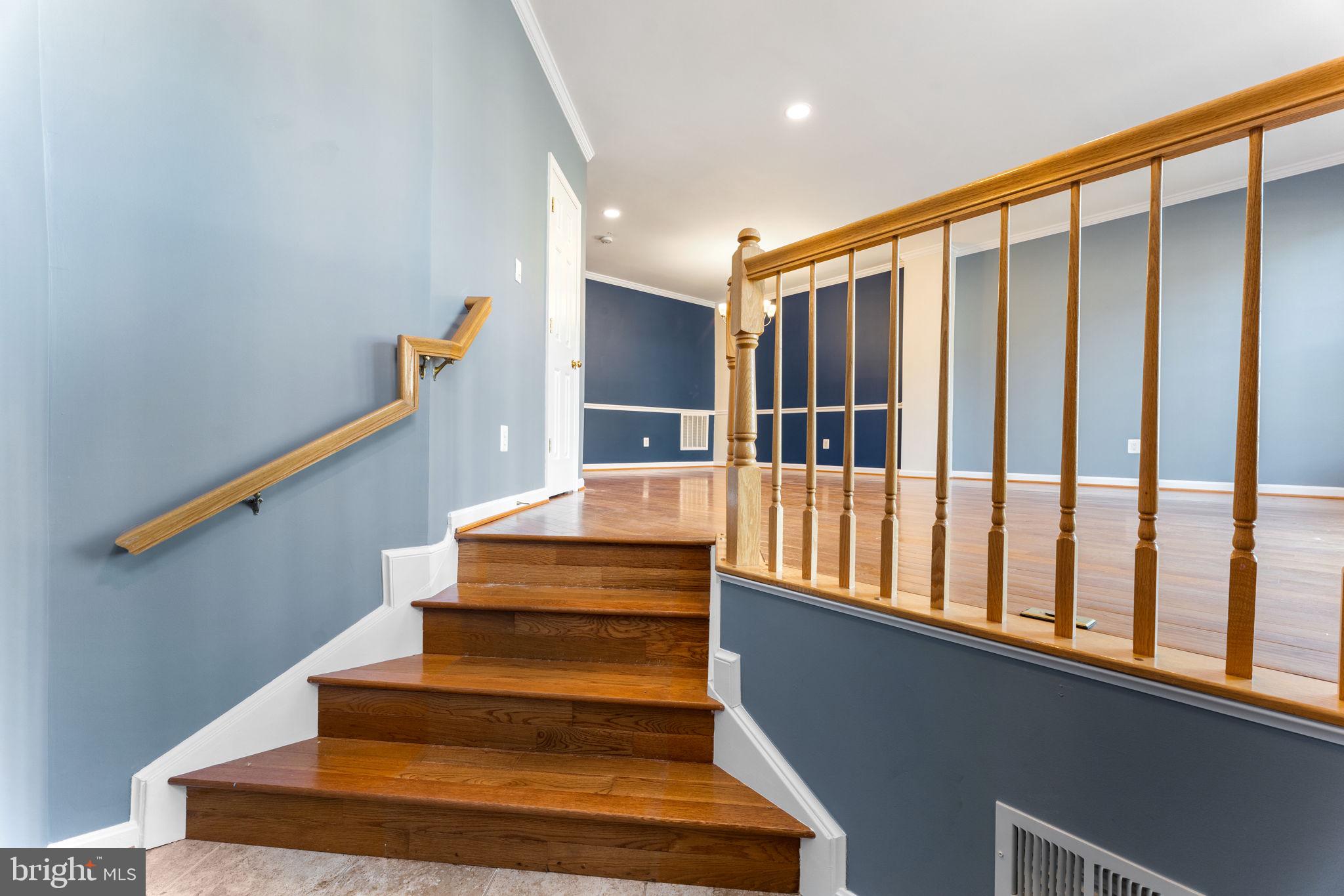 SOUTH RIDING - Residential Lease