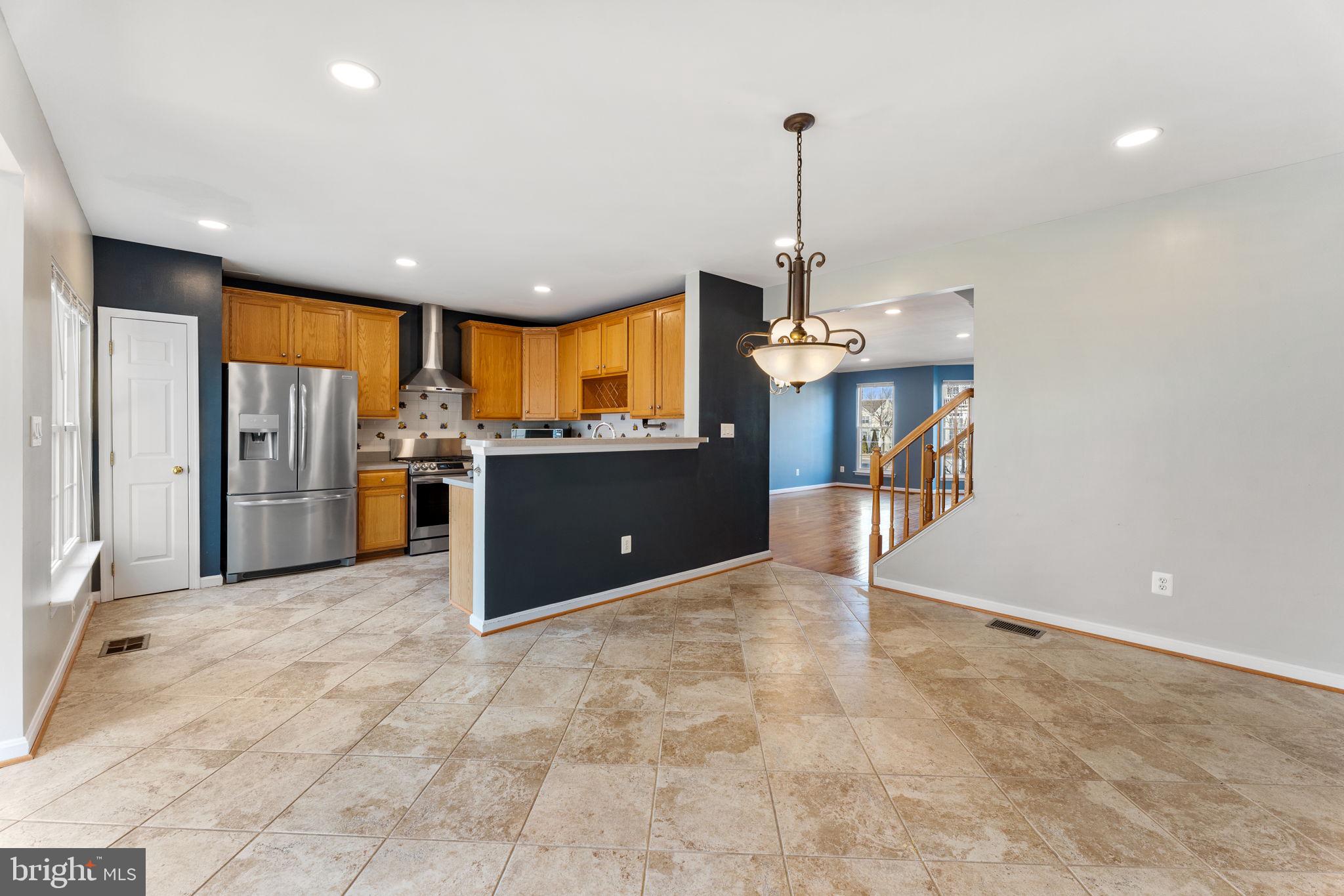 SOUTH RIDING - Residential Lease