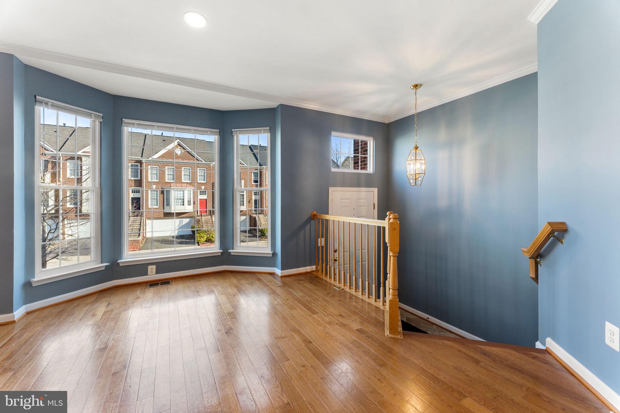 SOUTH RIDING - Residential Lease