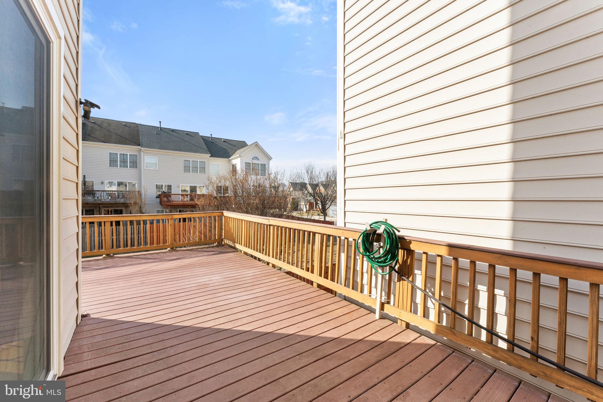 SOUTH RIDING - Residential Lease