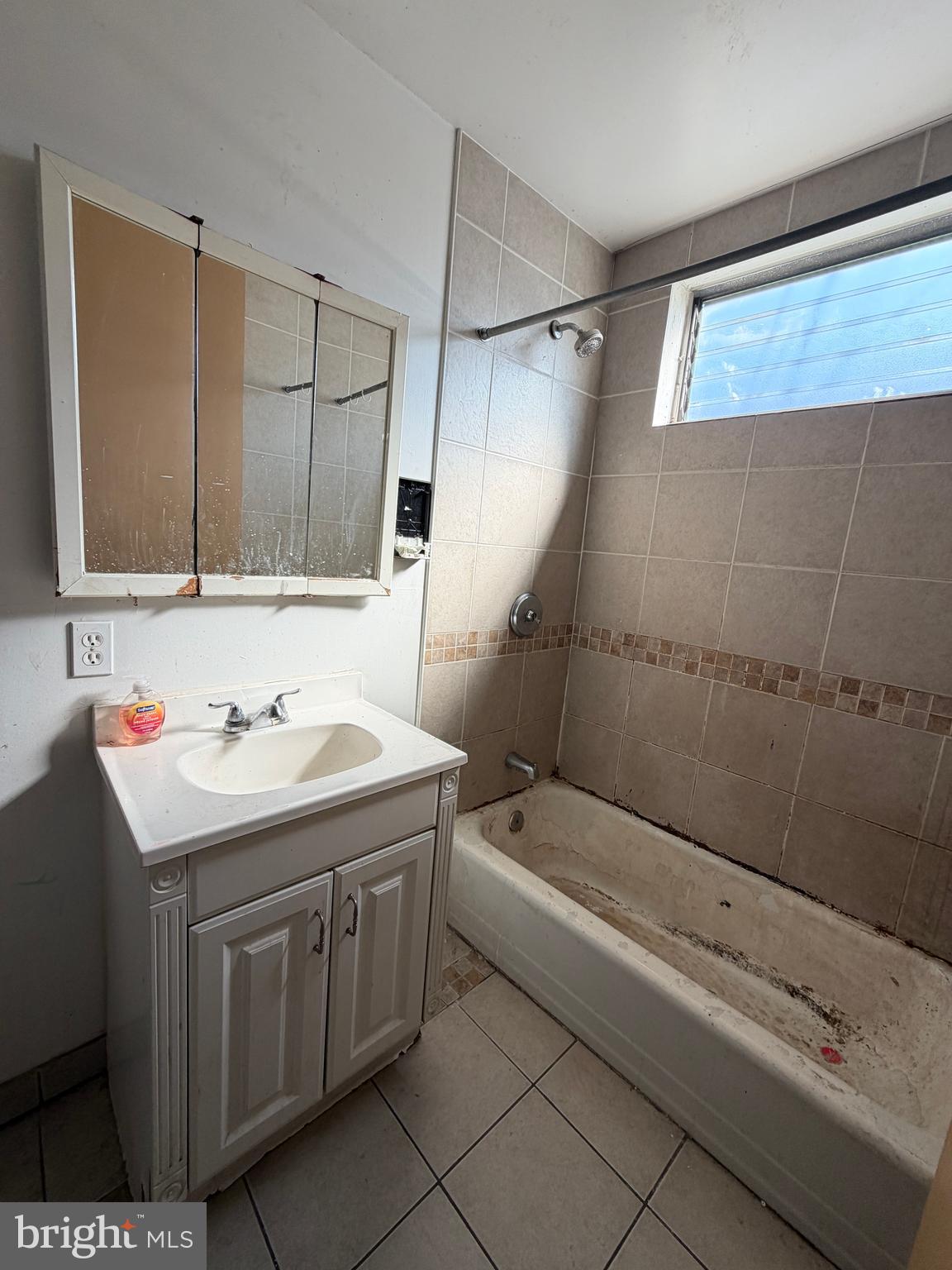 GRAYS FERRY - Residential