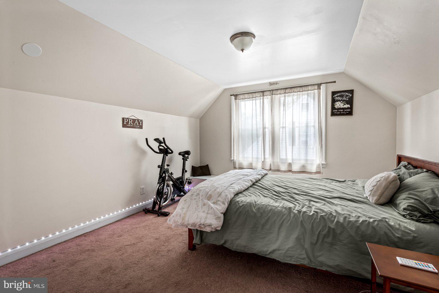 MARLYN MANOR - Residential