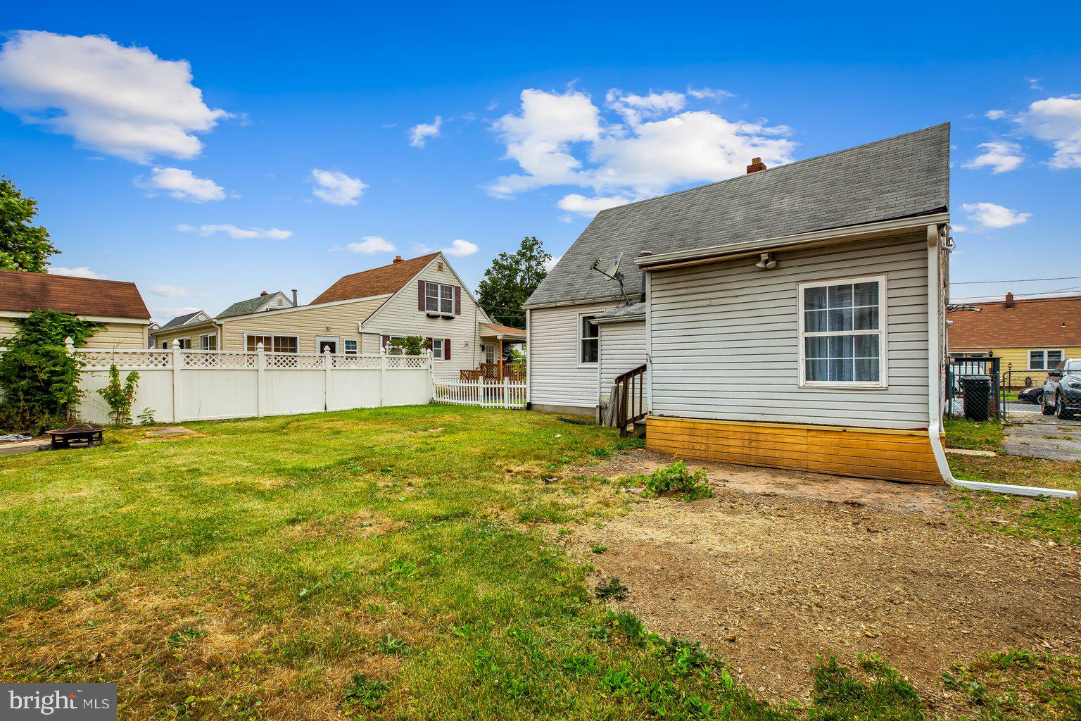 MARLYN MANOR - Residential