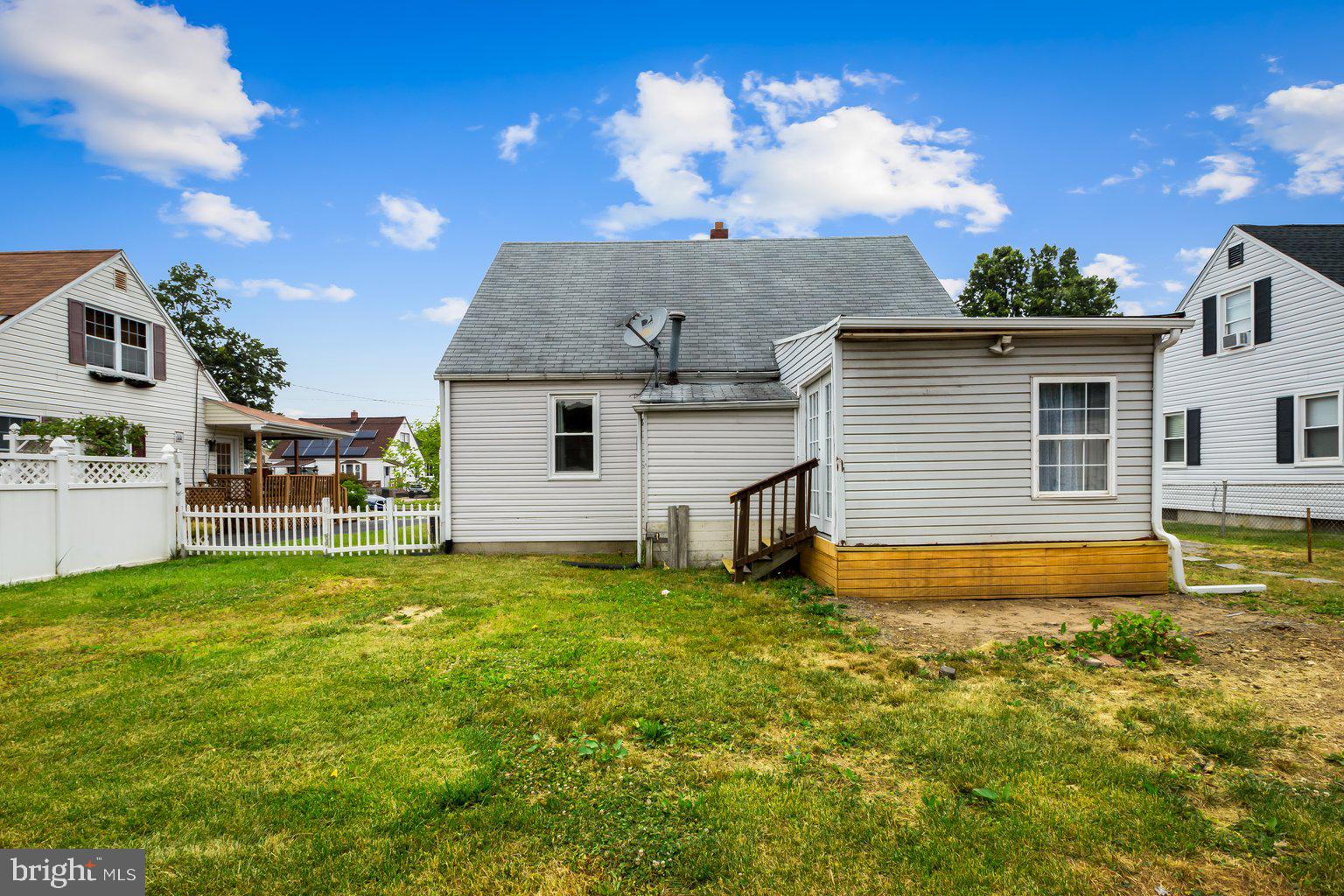 MARLYN MANOR - Residential