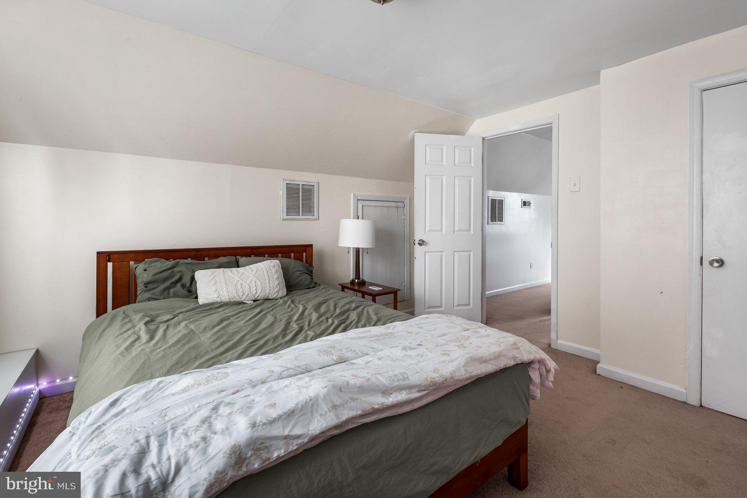 MARLYN MANOR - Residential