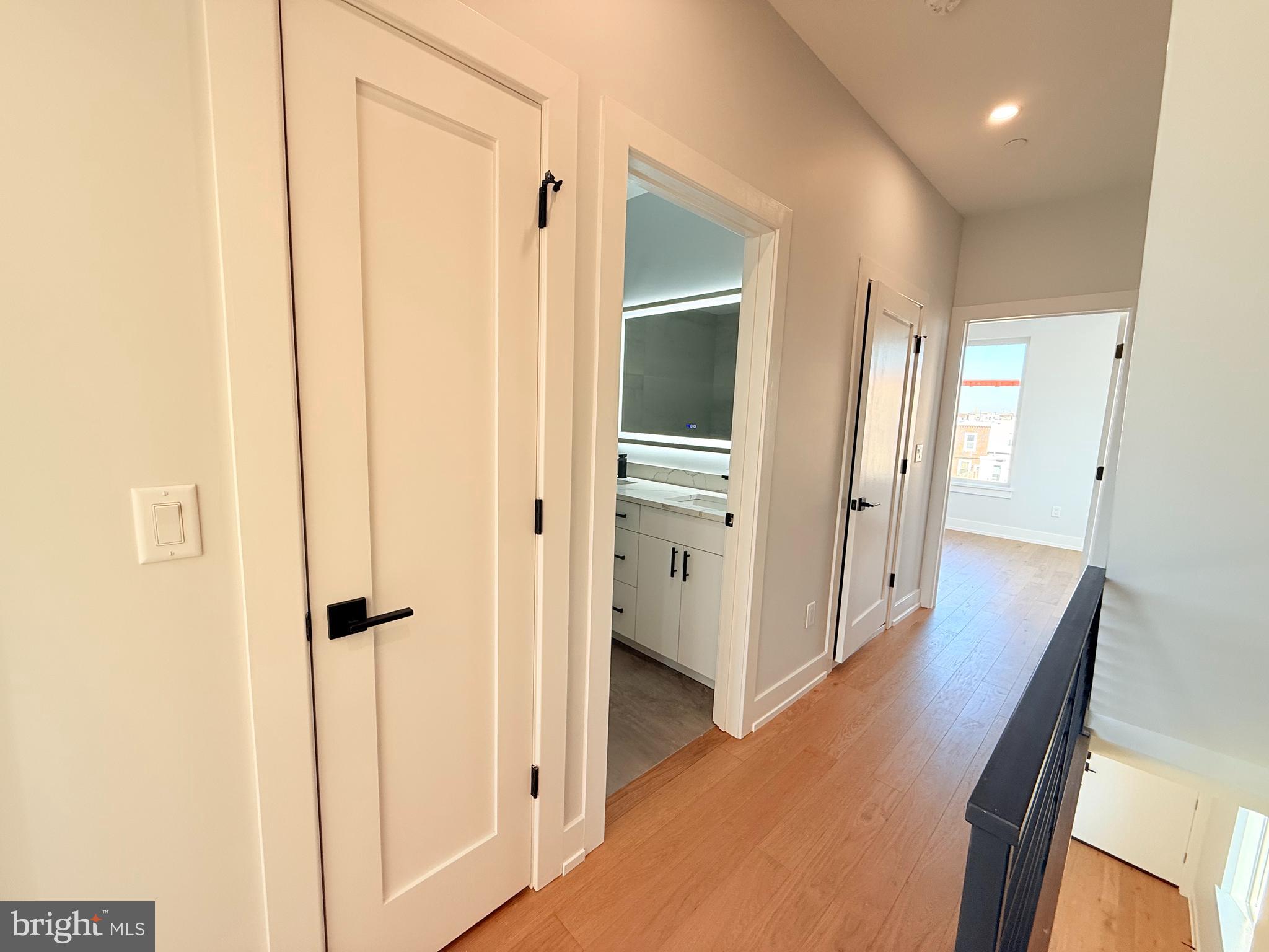 PORT RICHMOND - Residential