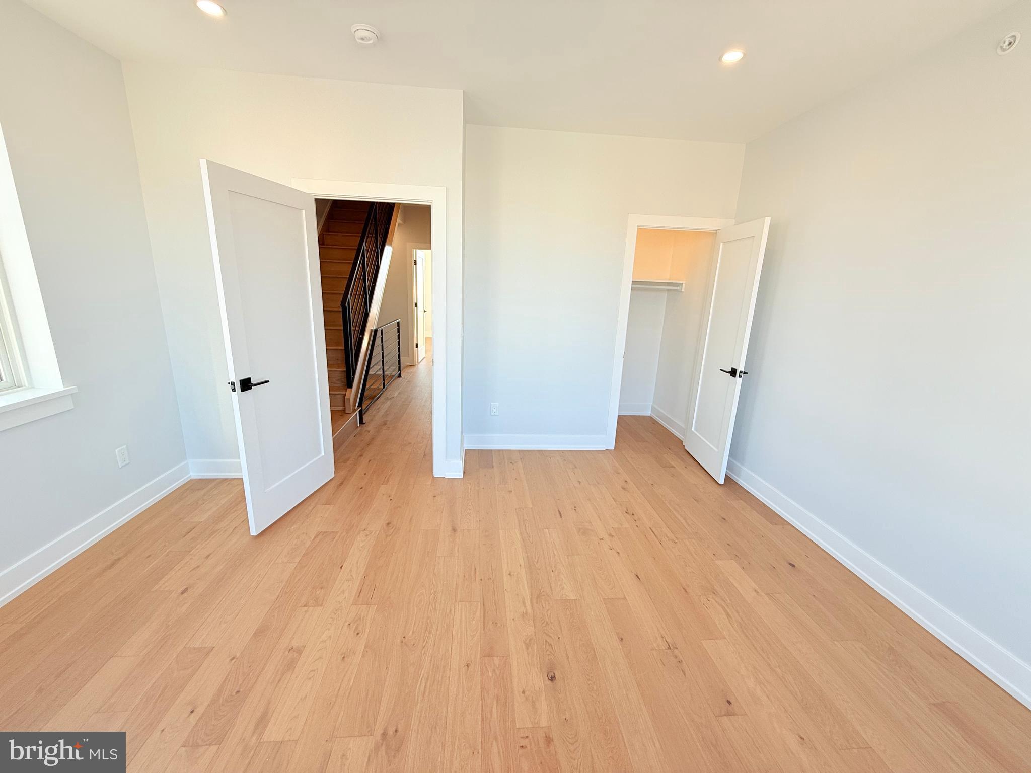 PORT RICHMOND - Residential