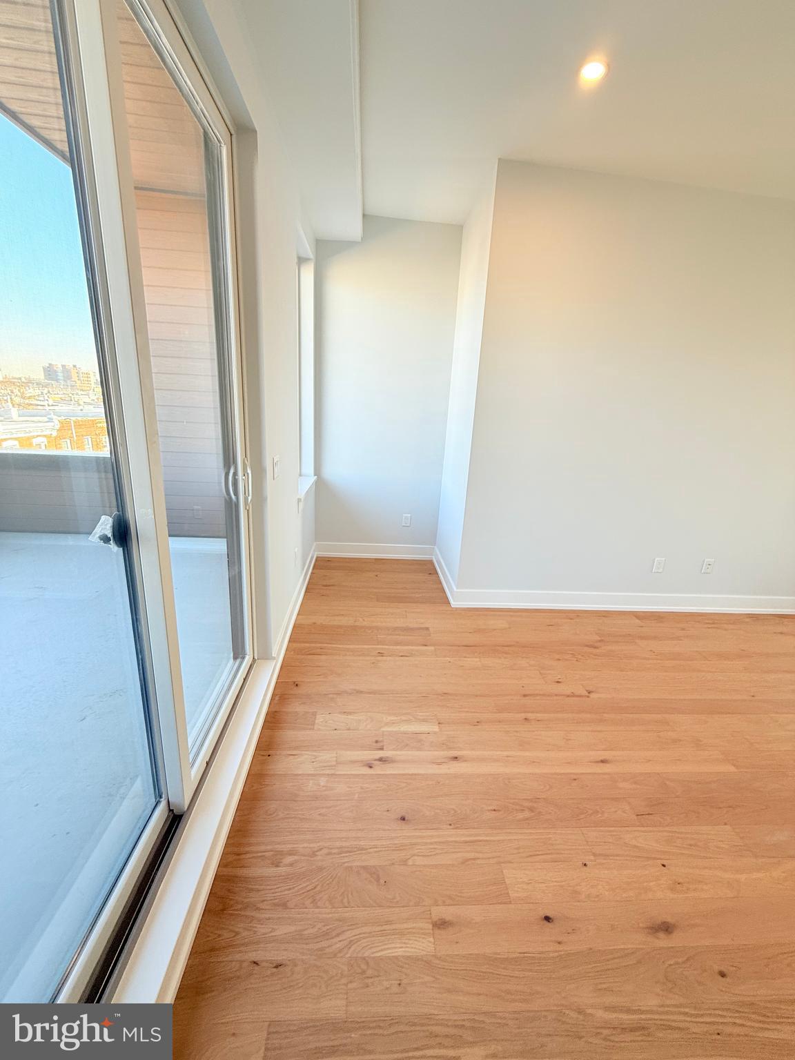 PORT RICHMOND - Residential