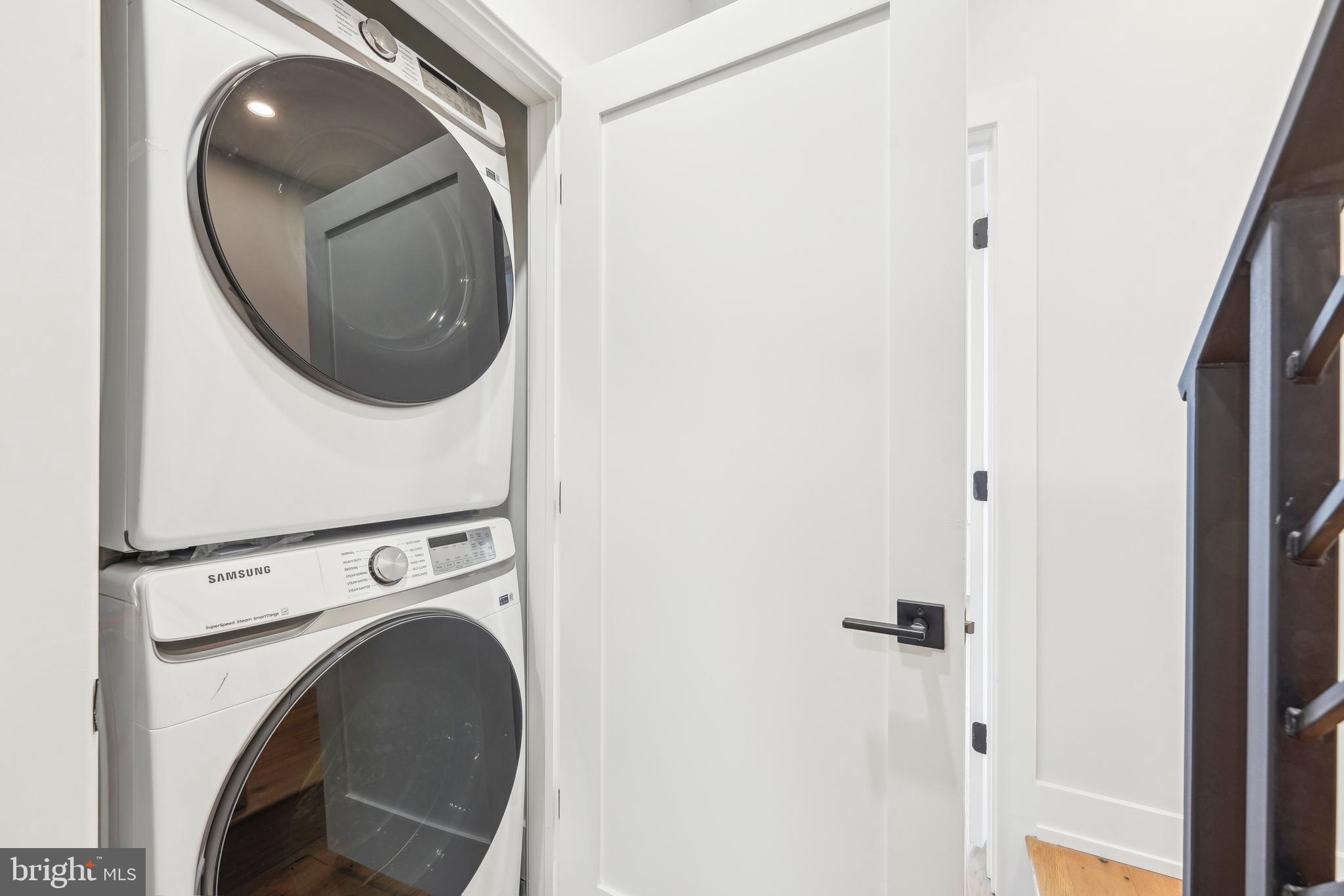 PORT RICHMOND - Residential